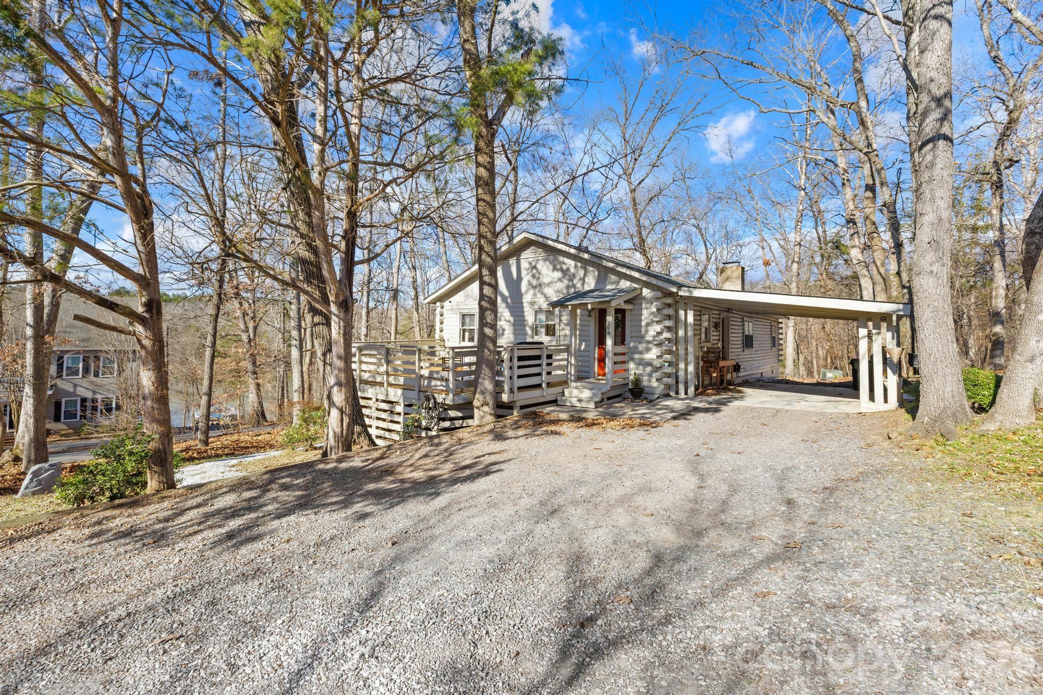 294 Carroll Cove Property Photo 22