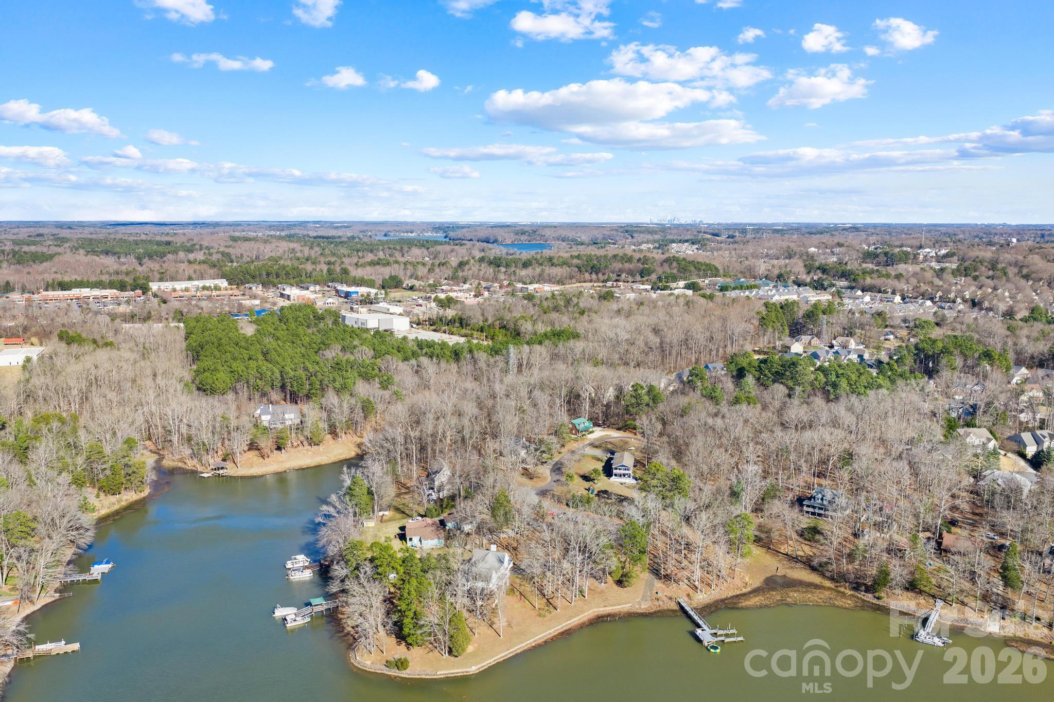 294 Carroll Cove Property Photo 33