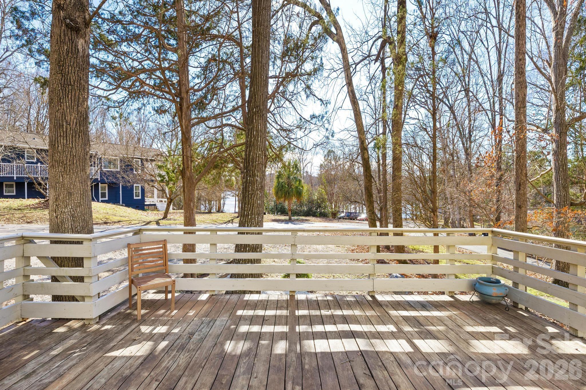 294 Carroll Cove Property Photo 42