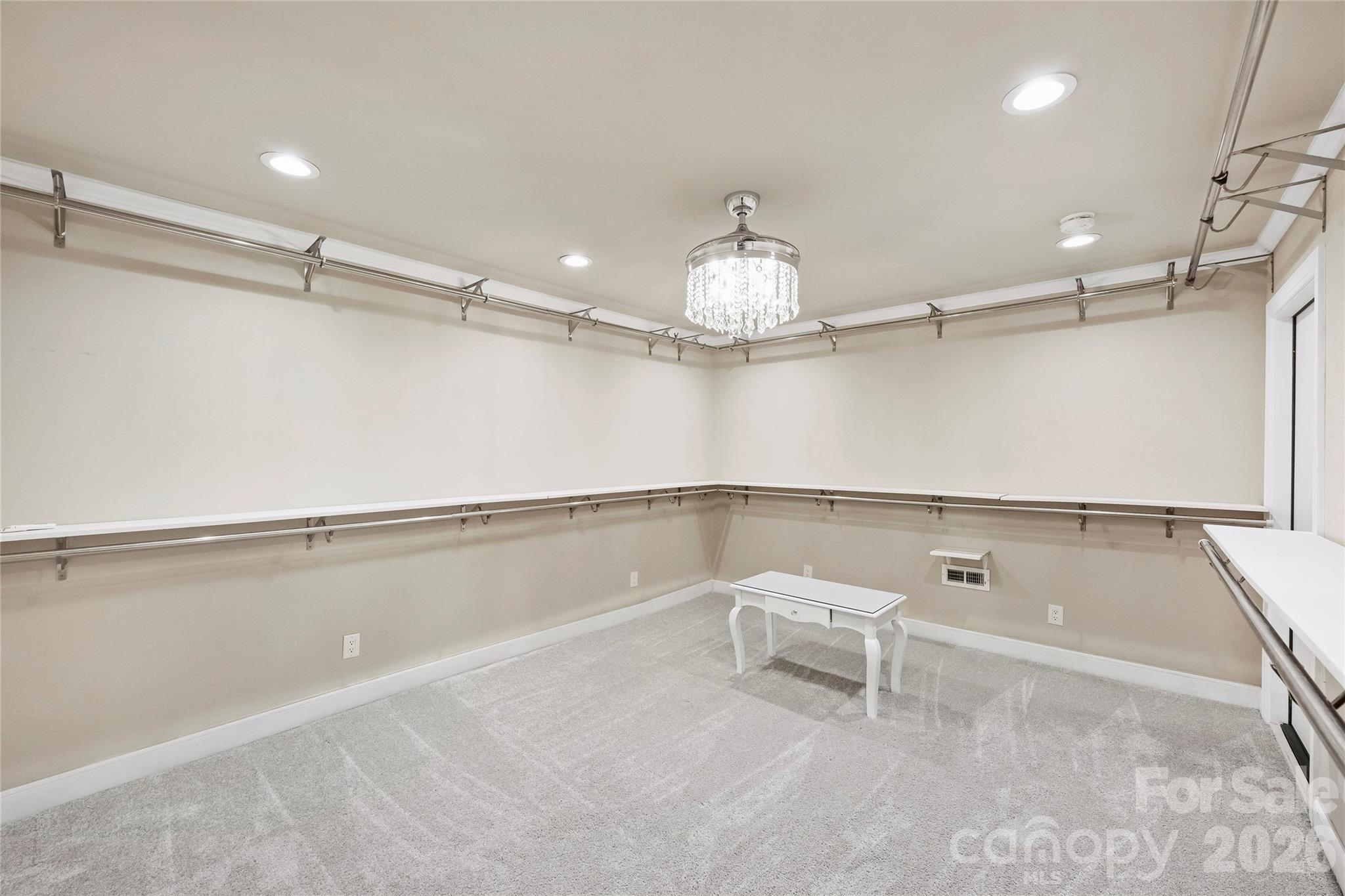 5242 Colony Road Property Photo 23