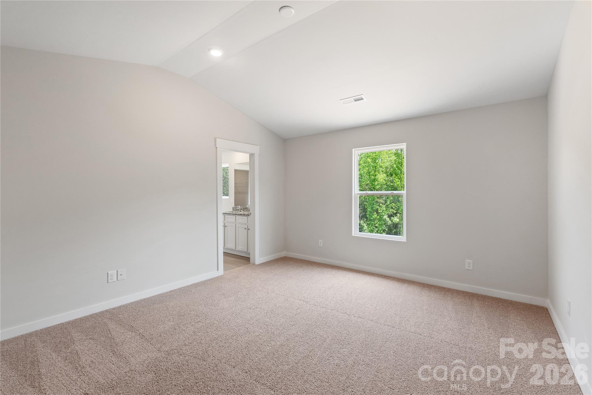 3423 Robindale Drive Property Photo 14