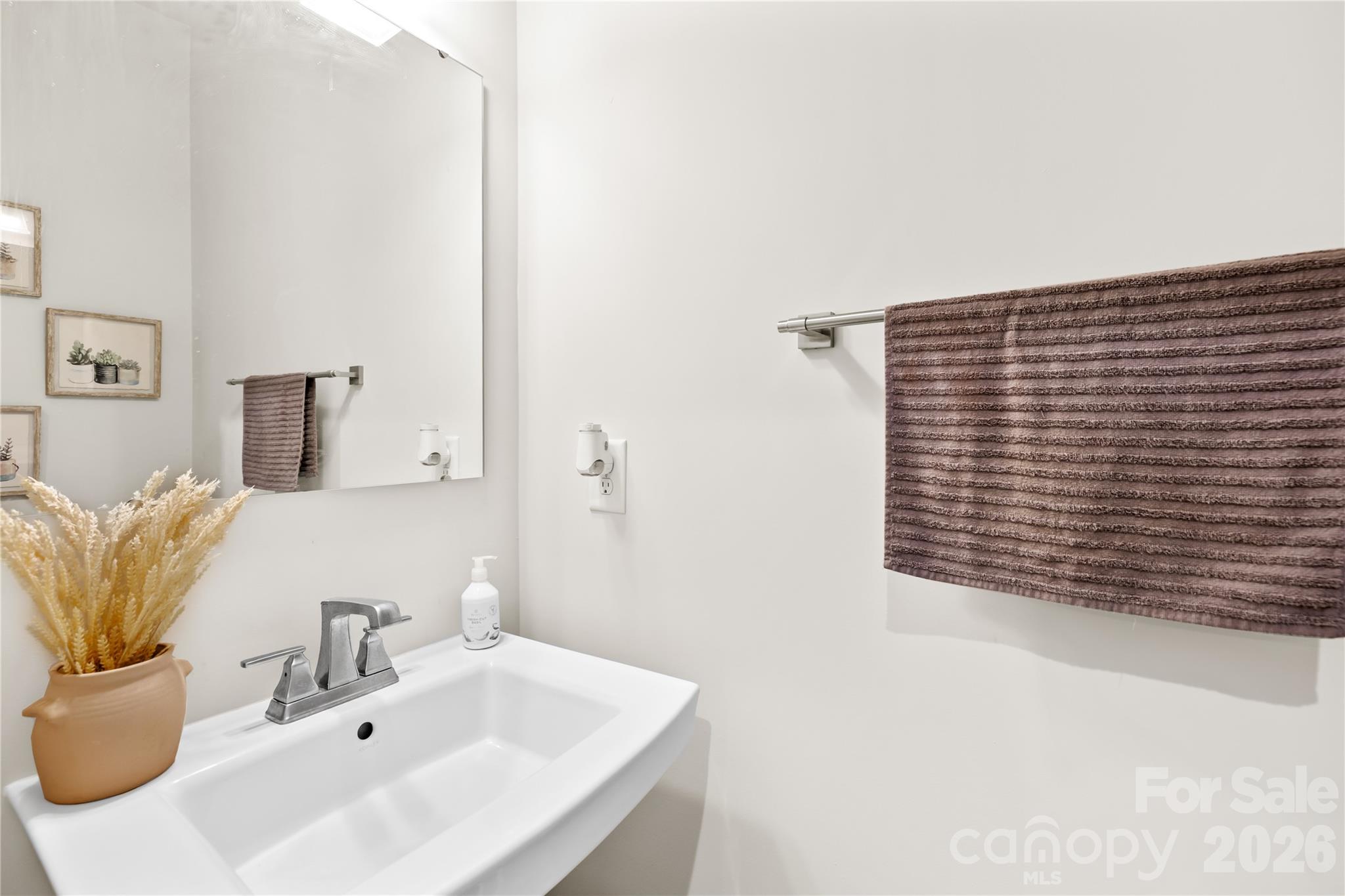 563 Nantahala Drive Property Photo 18