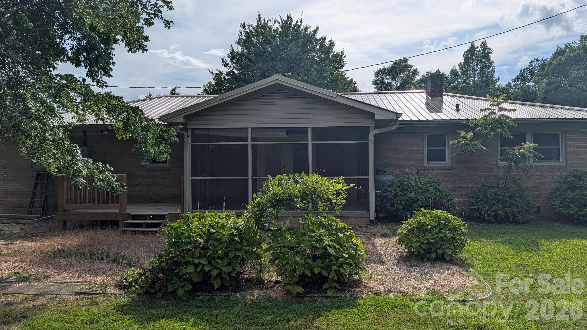 1378 Blacksburg Highway Property Photo 3