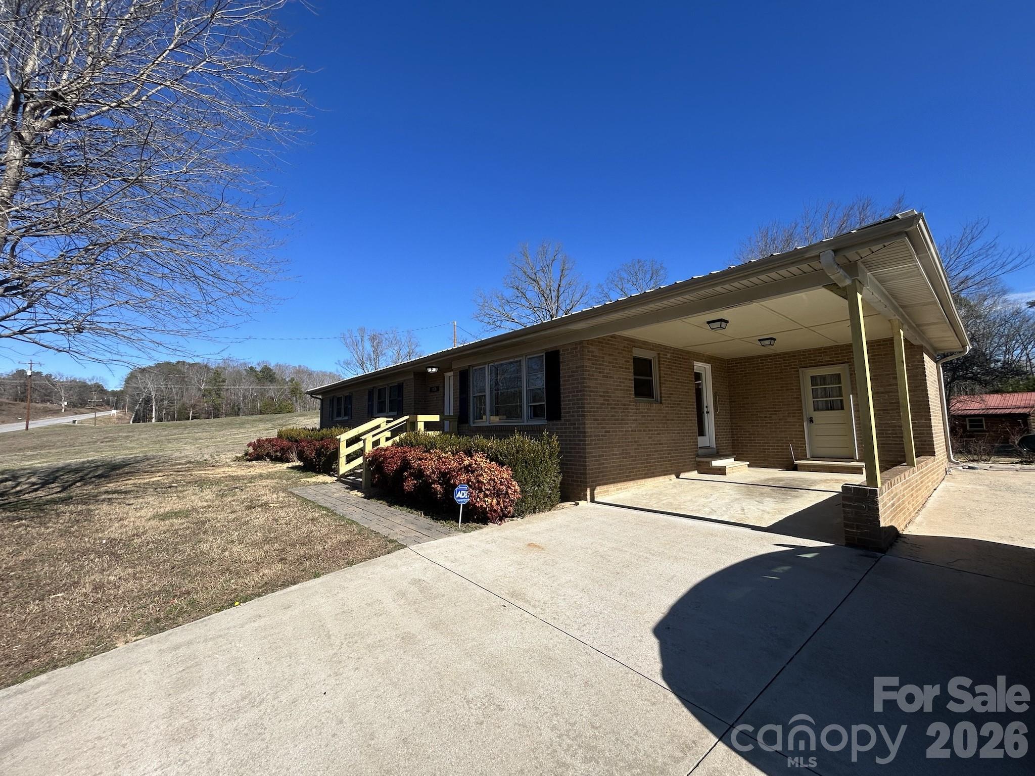 1378 Blacksburg Highway Property Photo 4