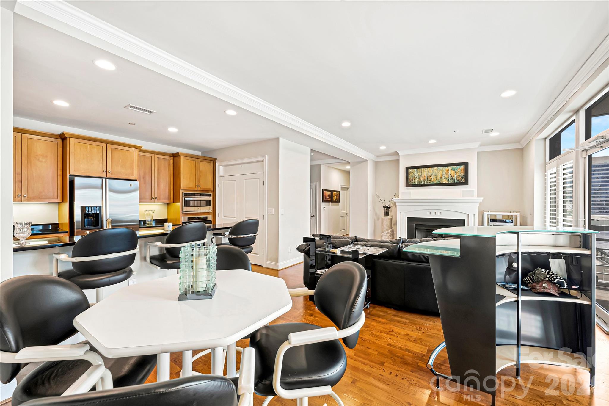 435 S Tryon Street 703 Property Photo 16