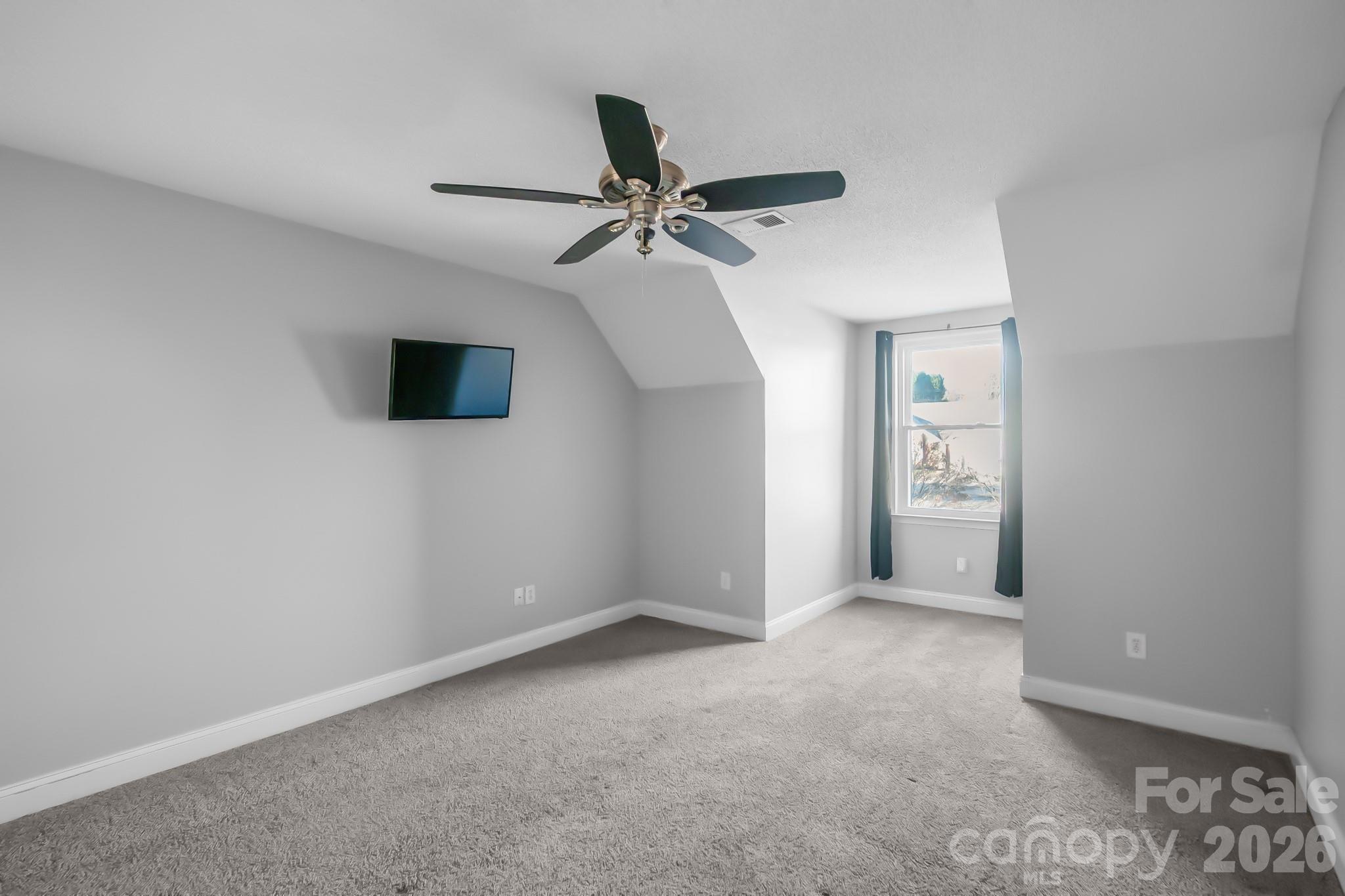 2984 Daffodil Court Property Photo 27