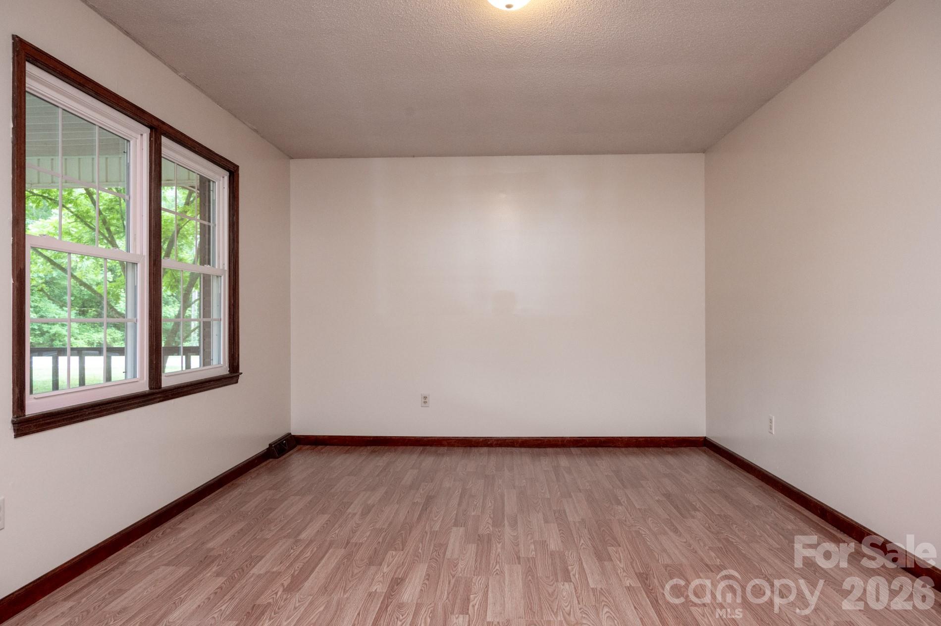 360 Trexler Loop Property Photo 18