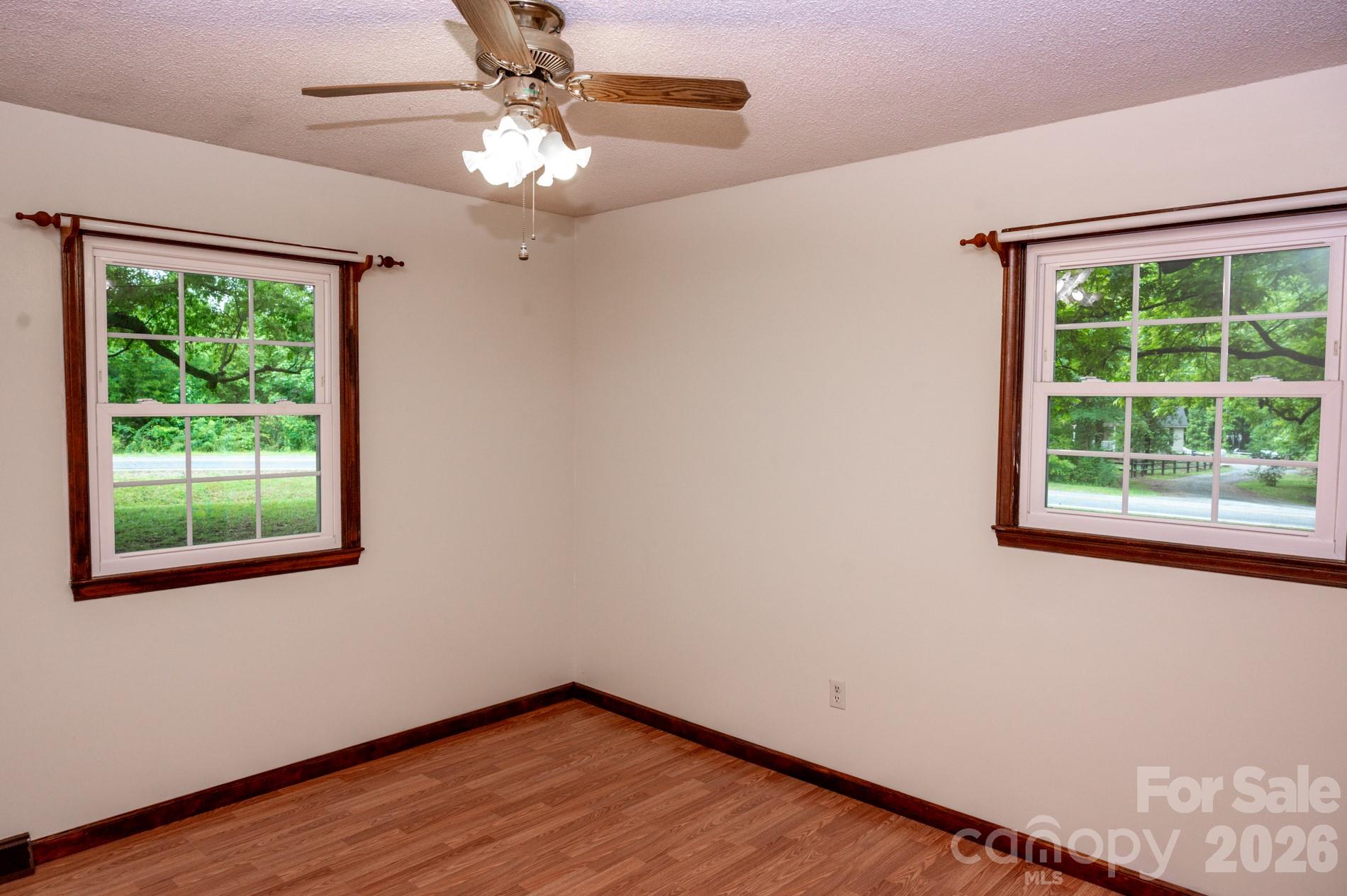 360 Trexler Loop Property Photo 22