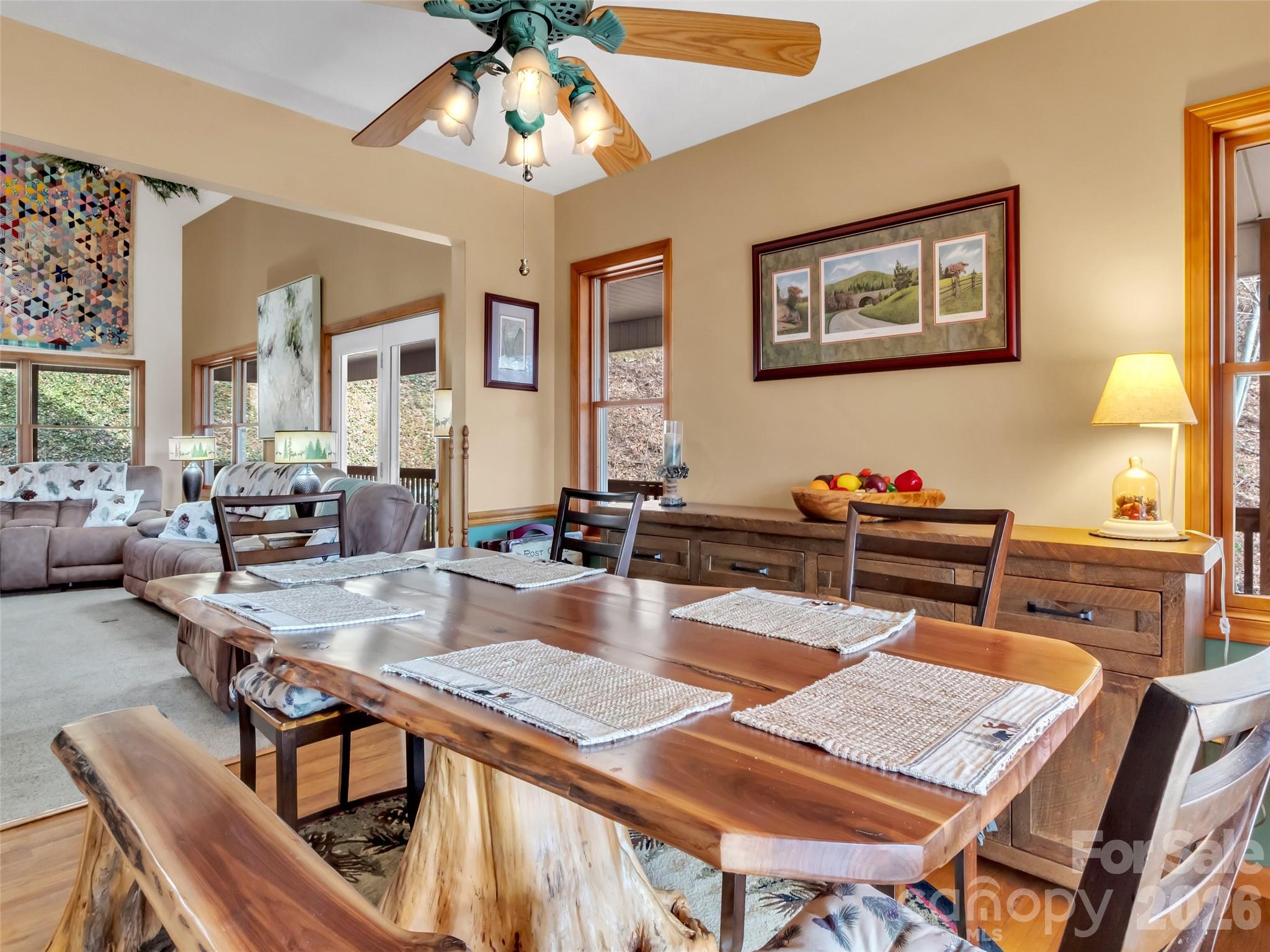 371 Falcon Ridge Drive Property Photo 9