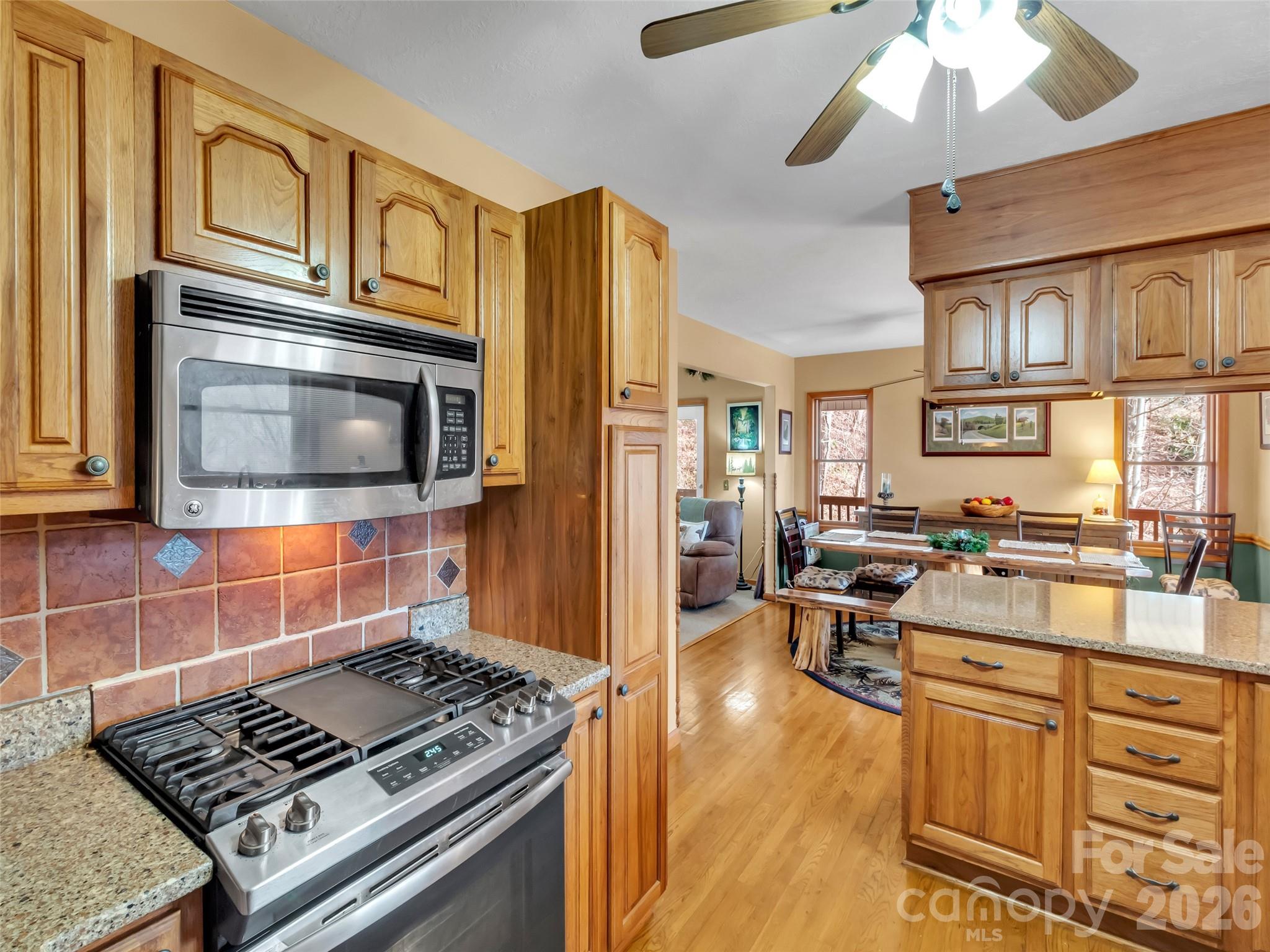 371 Falcon Ridge Drive Property Photo 10