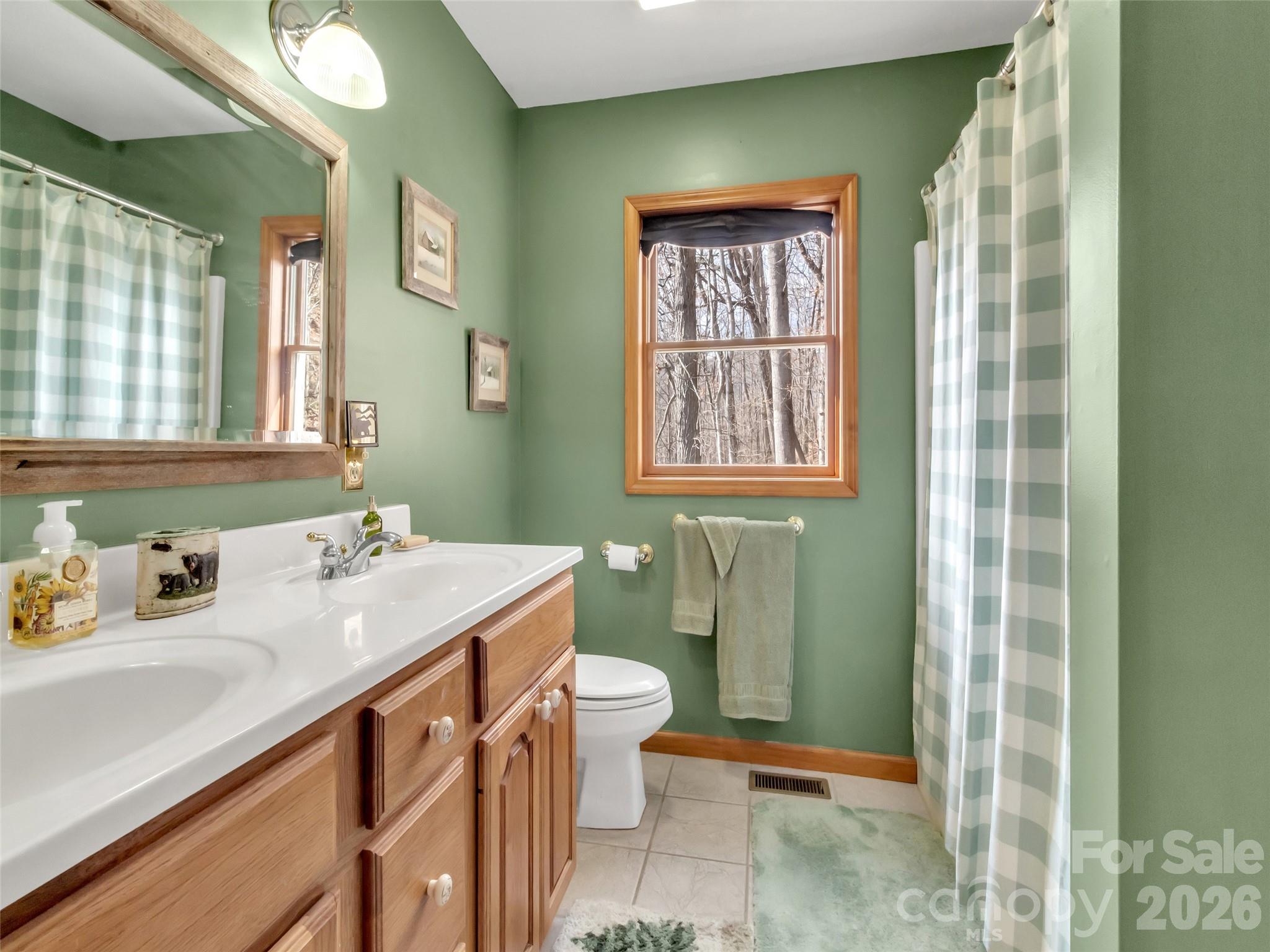 371 Falcon Ridge Drive Property Photo 27