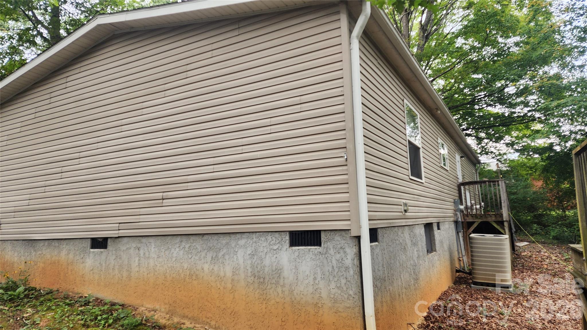 67 Indian Trail Road Property Photo 4