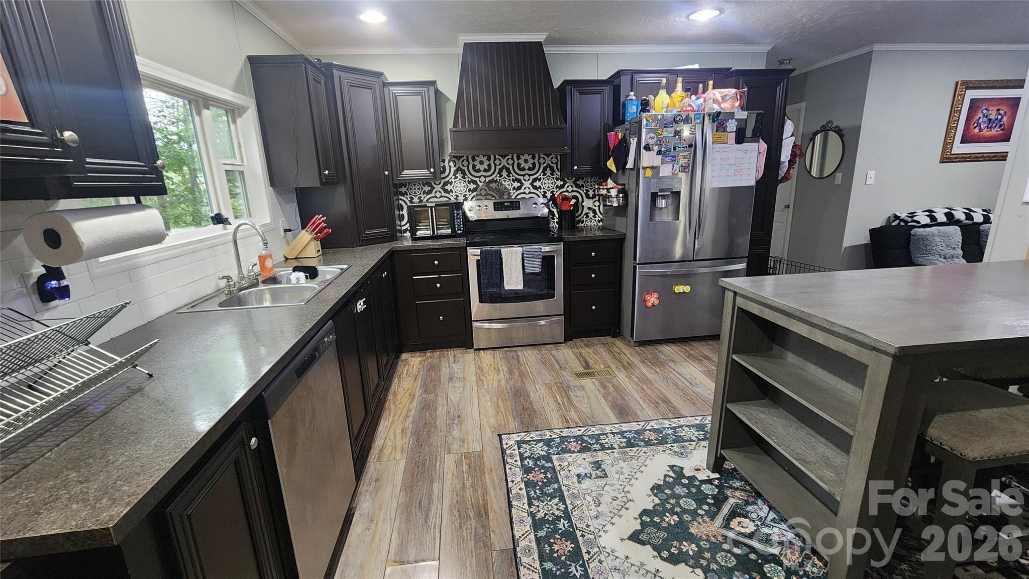 67 Indian Trail Road Property Photo 17
