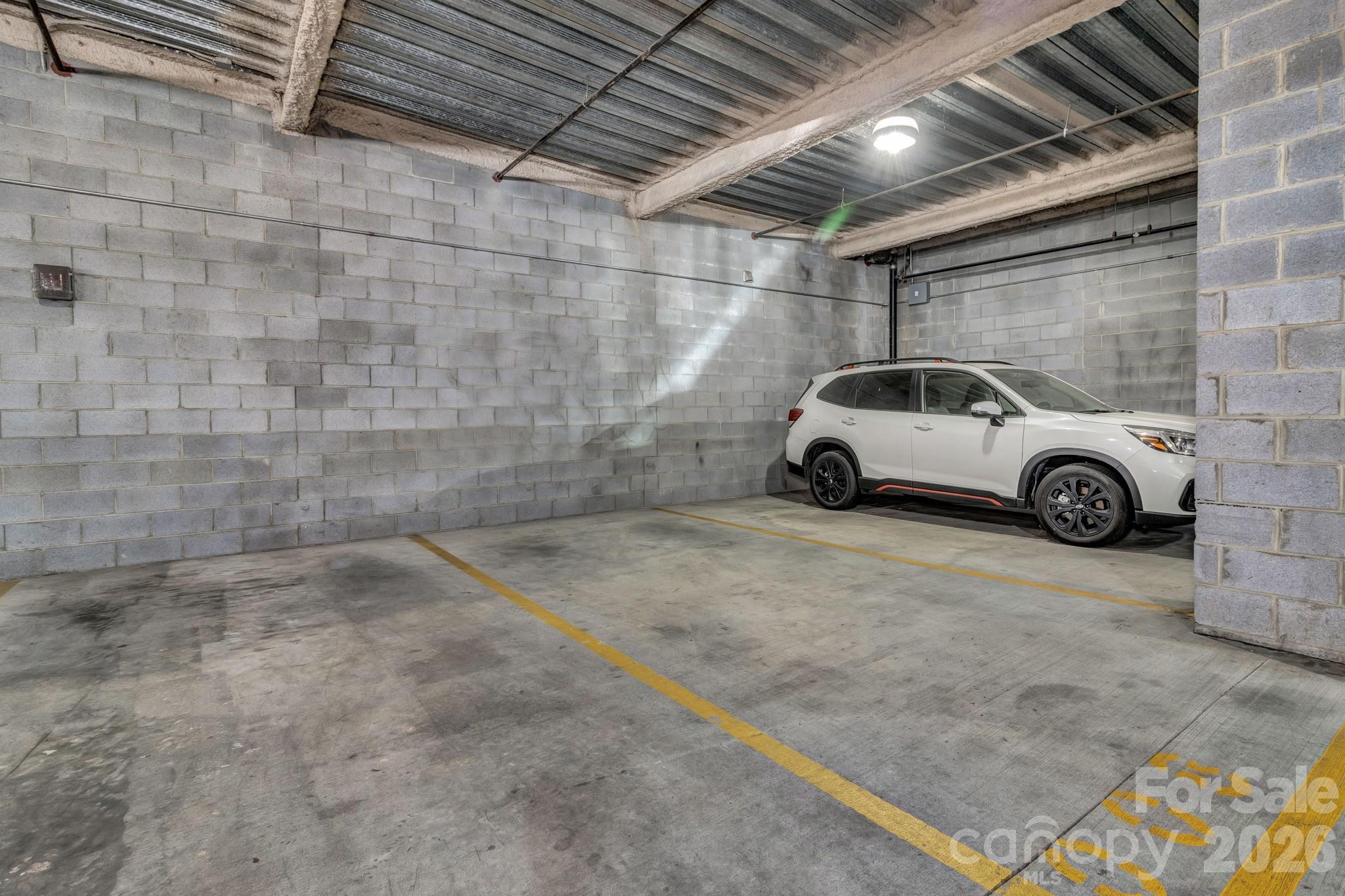 12 S Lexington Avenue 402 Property Photo 34
