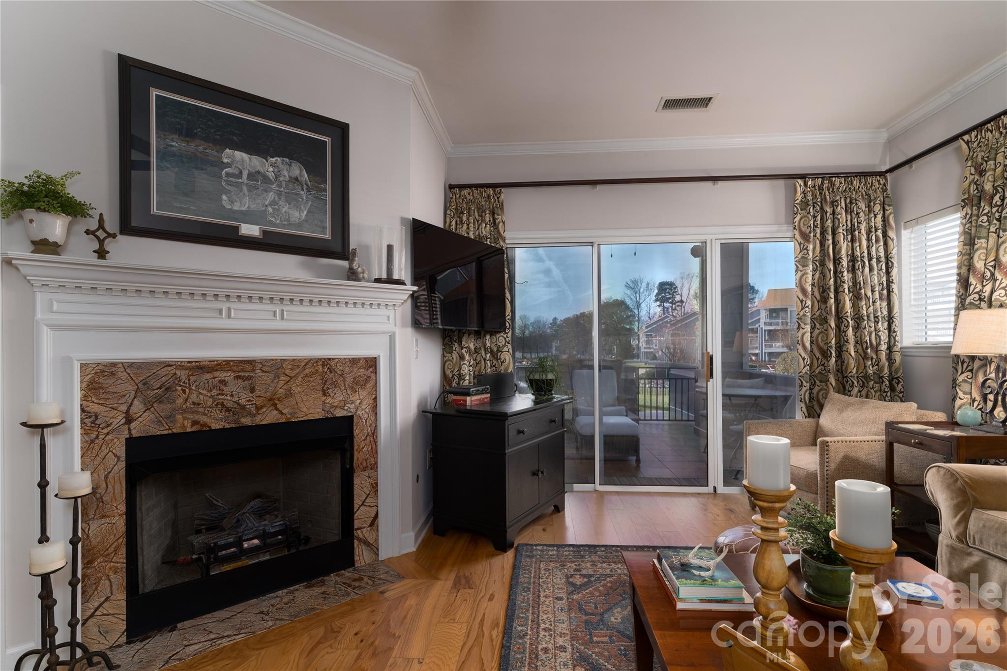 1113 Torrence Circle Property Photo 11
