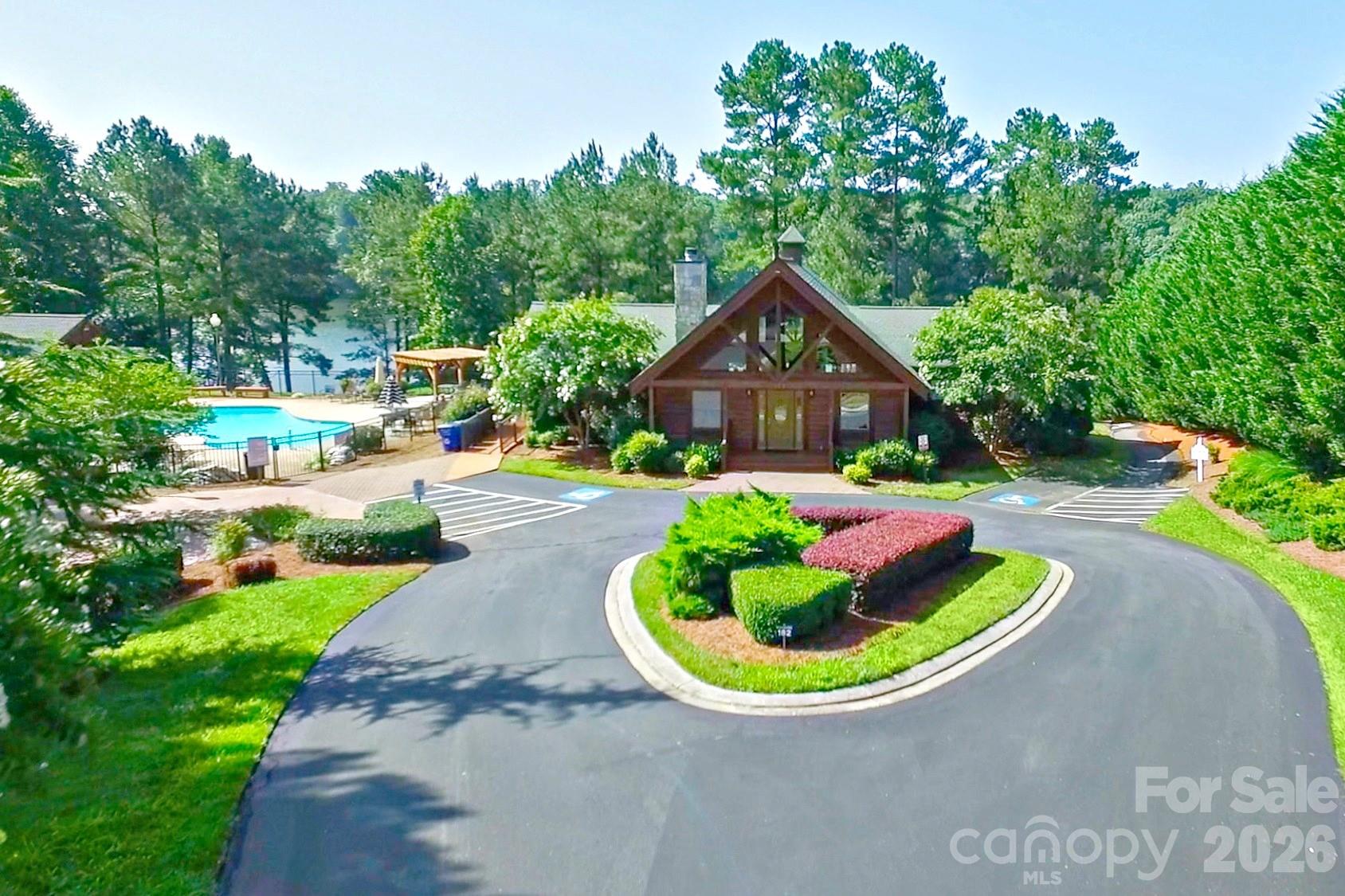 5853 Long Shore Drive 289 Property Photo 9