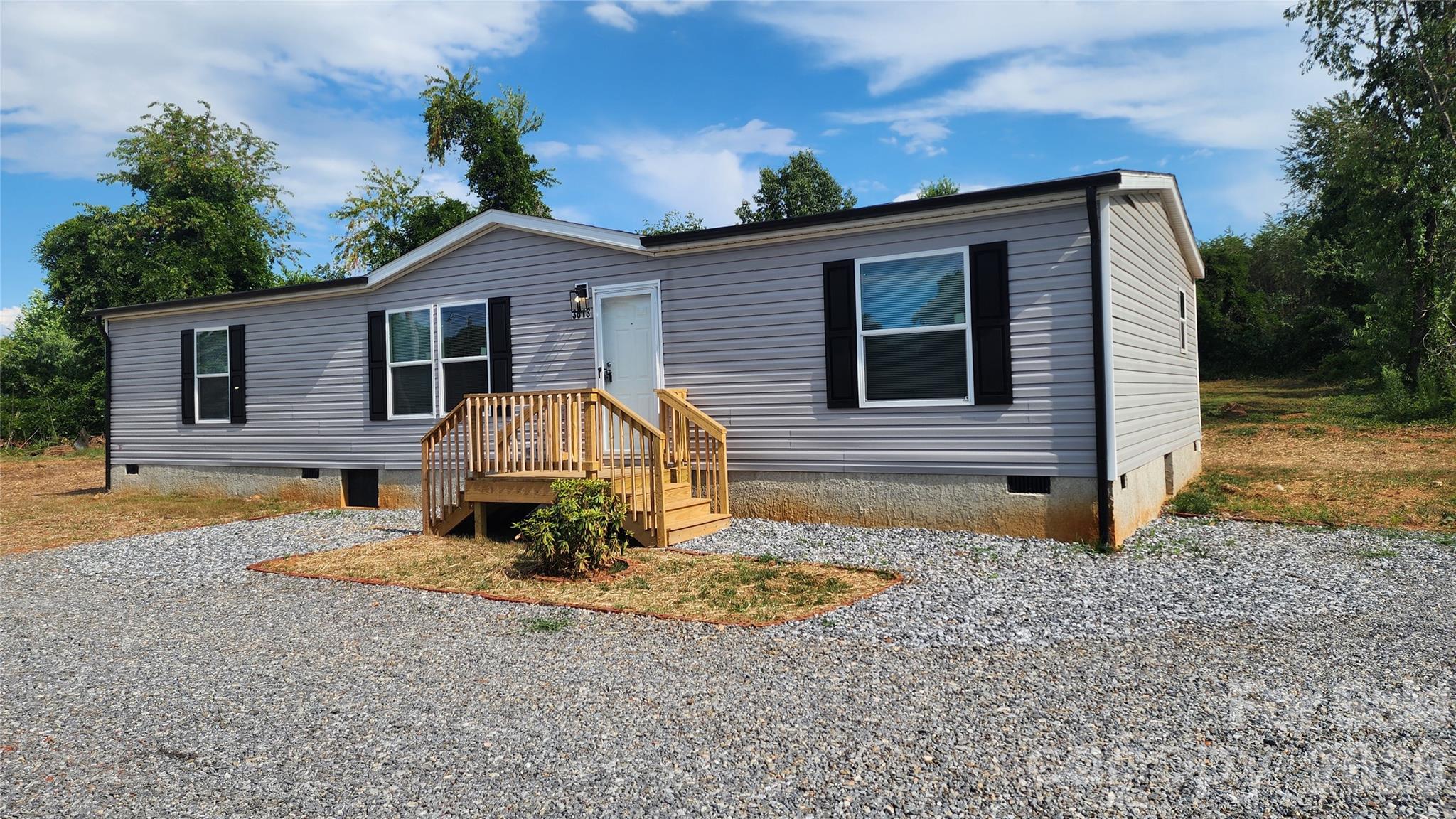 3613 Jamestown Road Property Photo 1