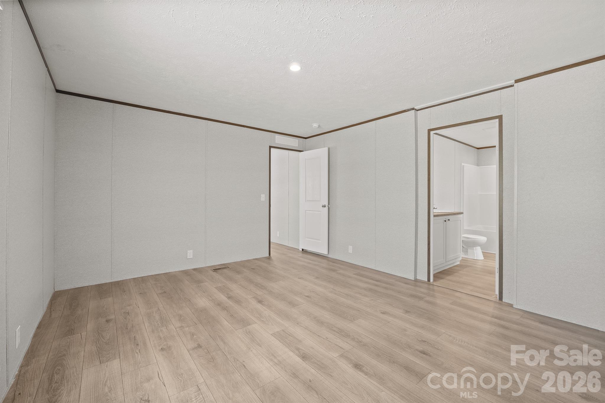 3613 Jamestown Road Property Photo 26