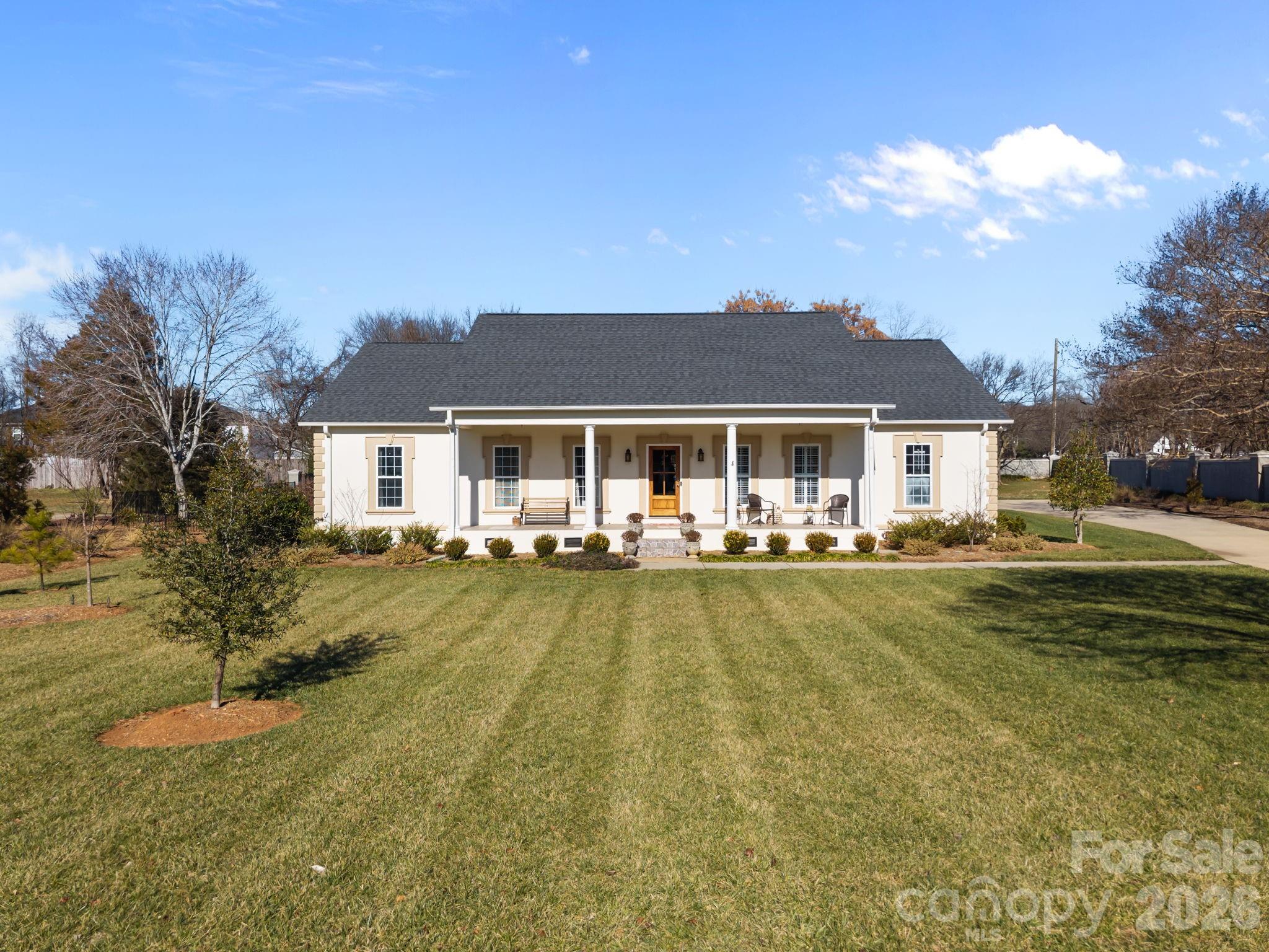 102 Polo Drive Property Photo 3
