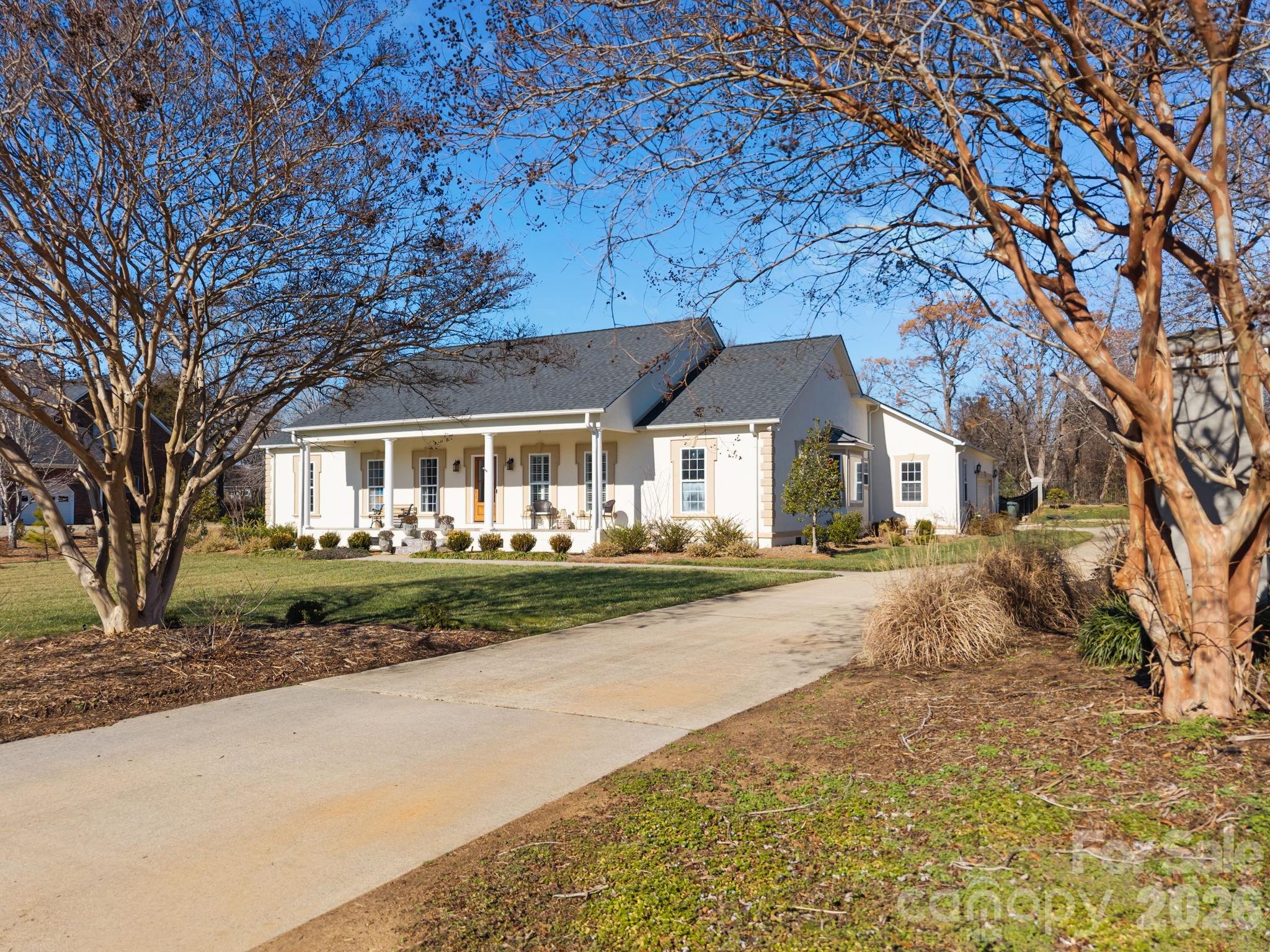 102 Polo Drive Property Photo 5