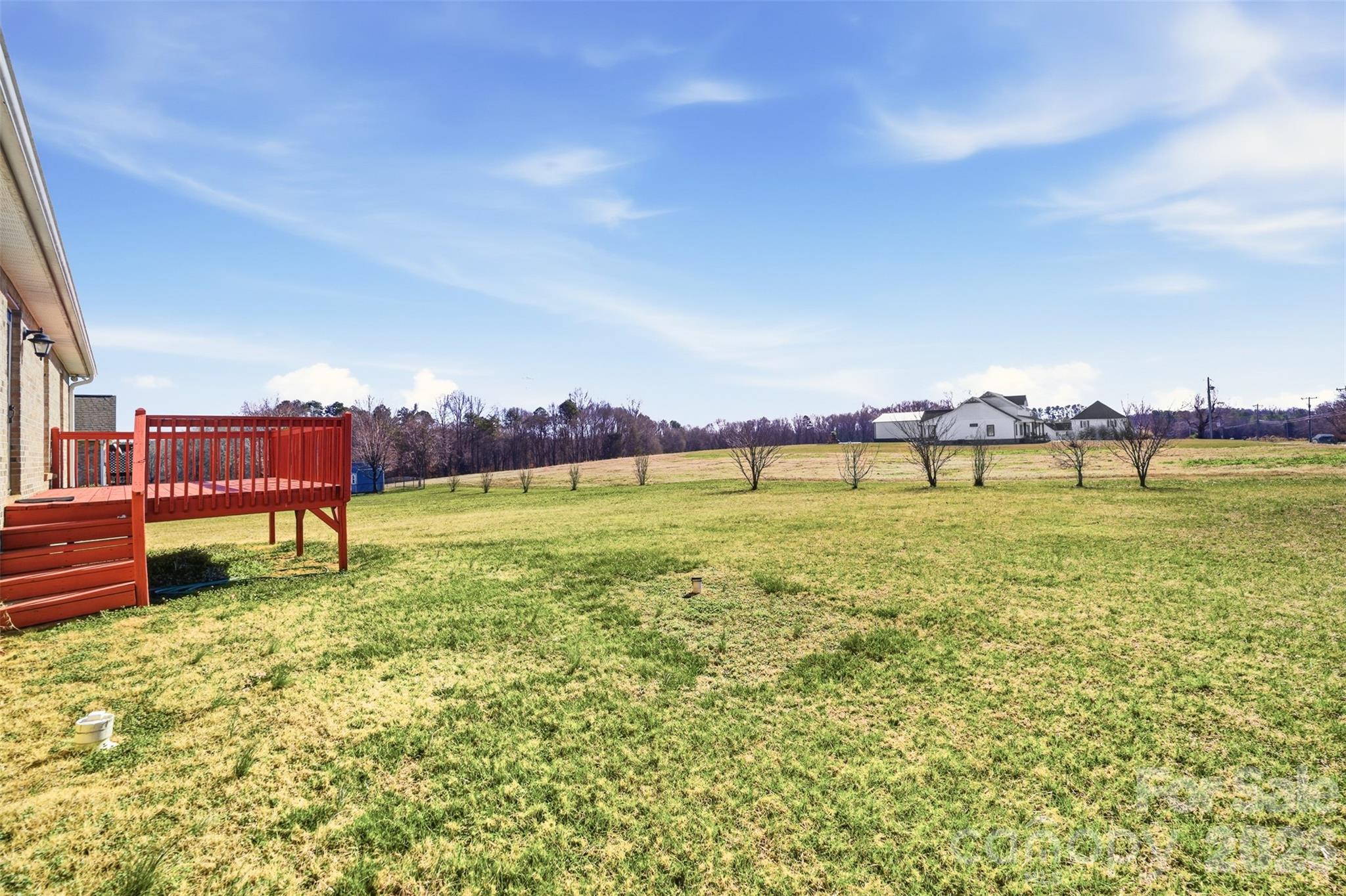 884 Clear Creek Circle Property Photo 9