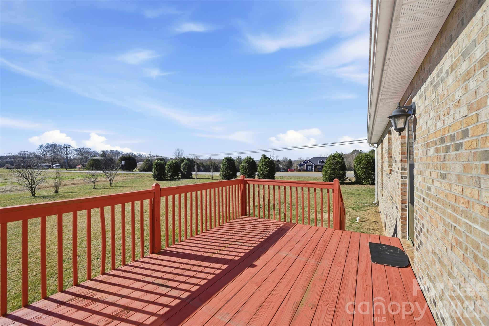 884 Clear Creek Circle Property Photo 13