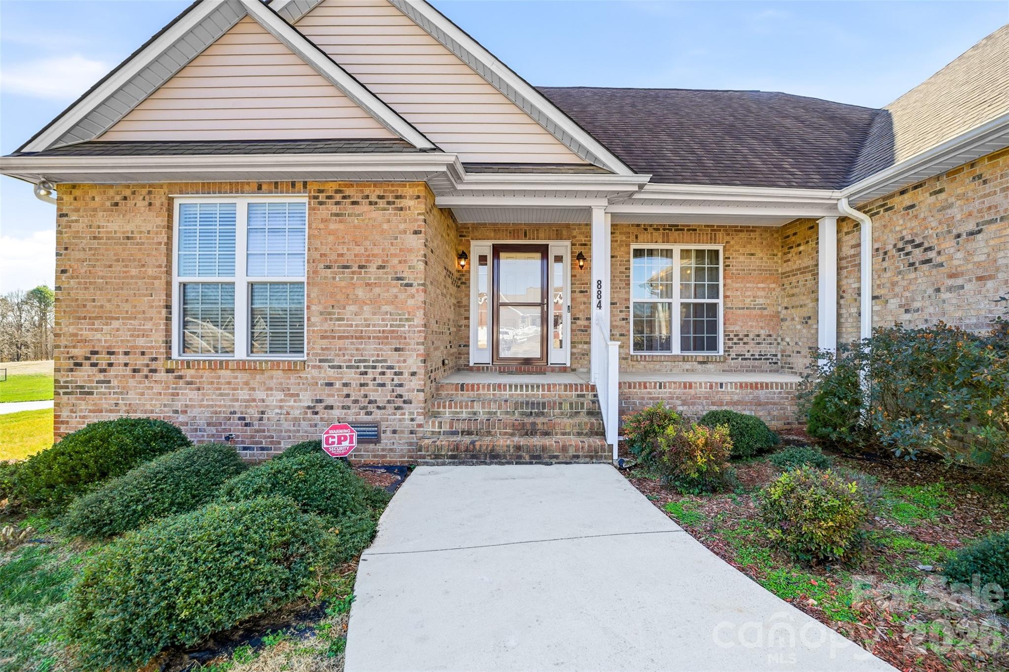 884 Clear Creek Circle Property Photo 15