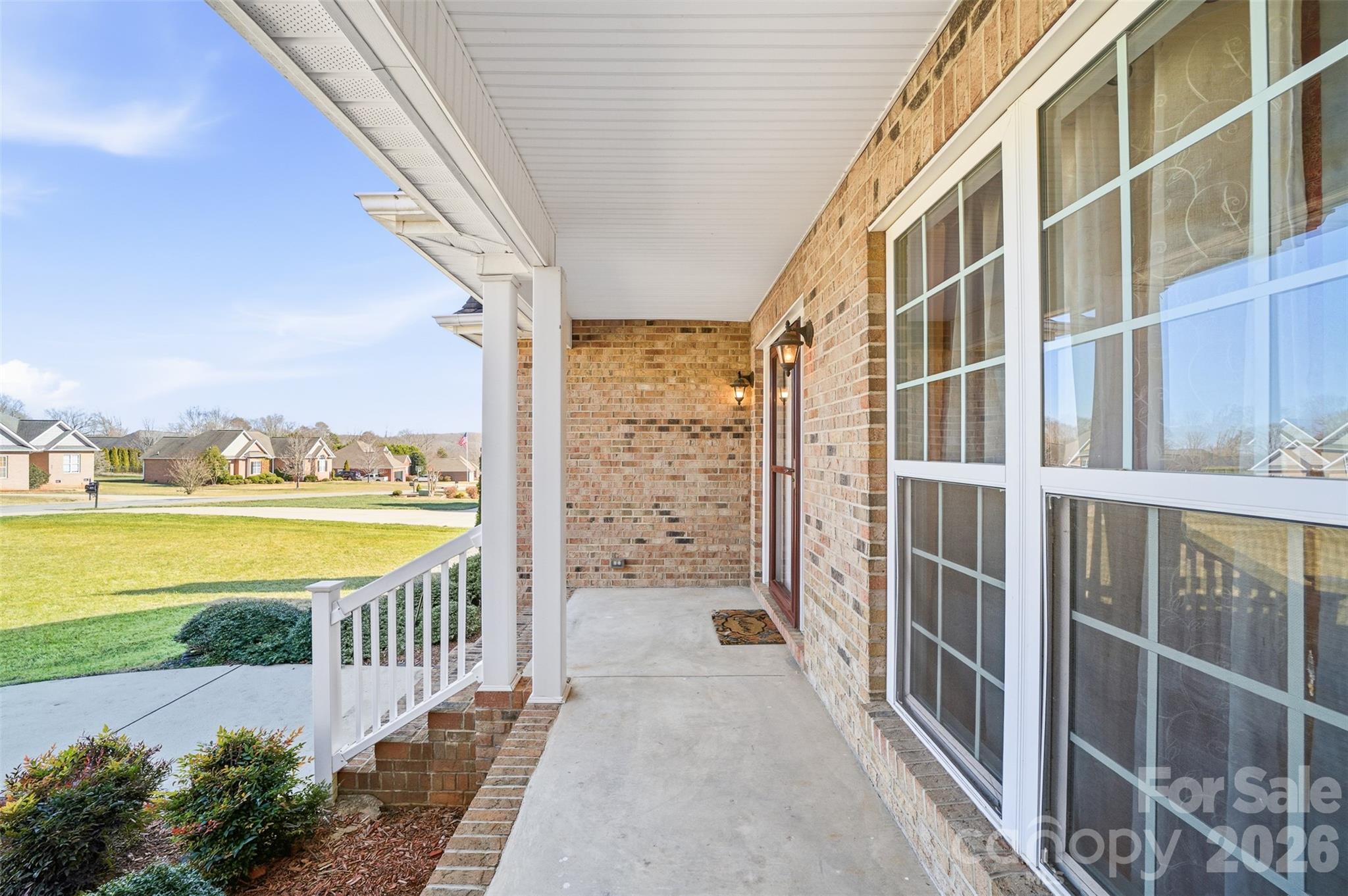 884 Clear Creek Circle Property Photo 17
