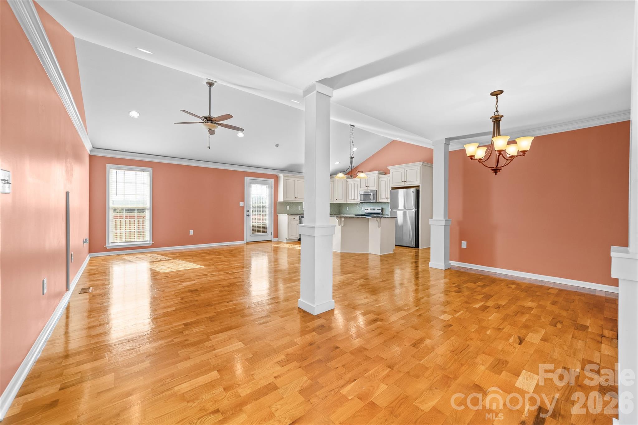 884 Clear Creek Circle Property Photo 19