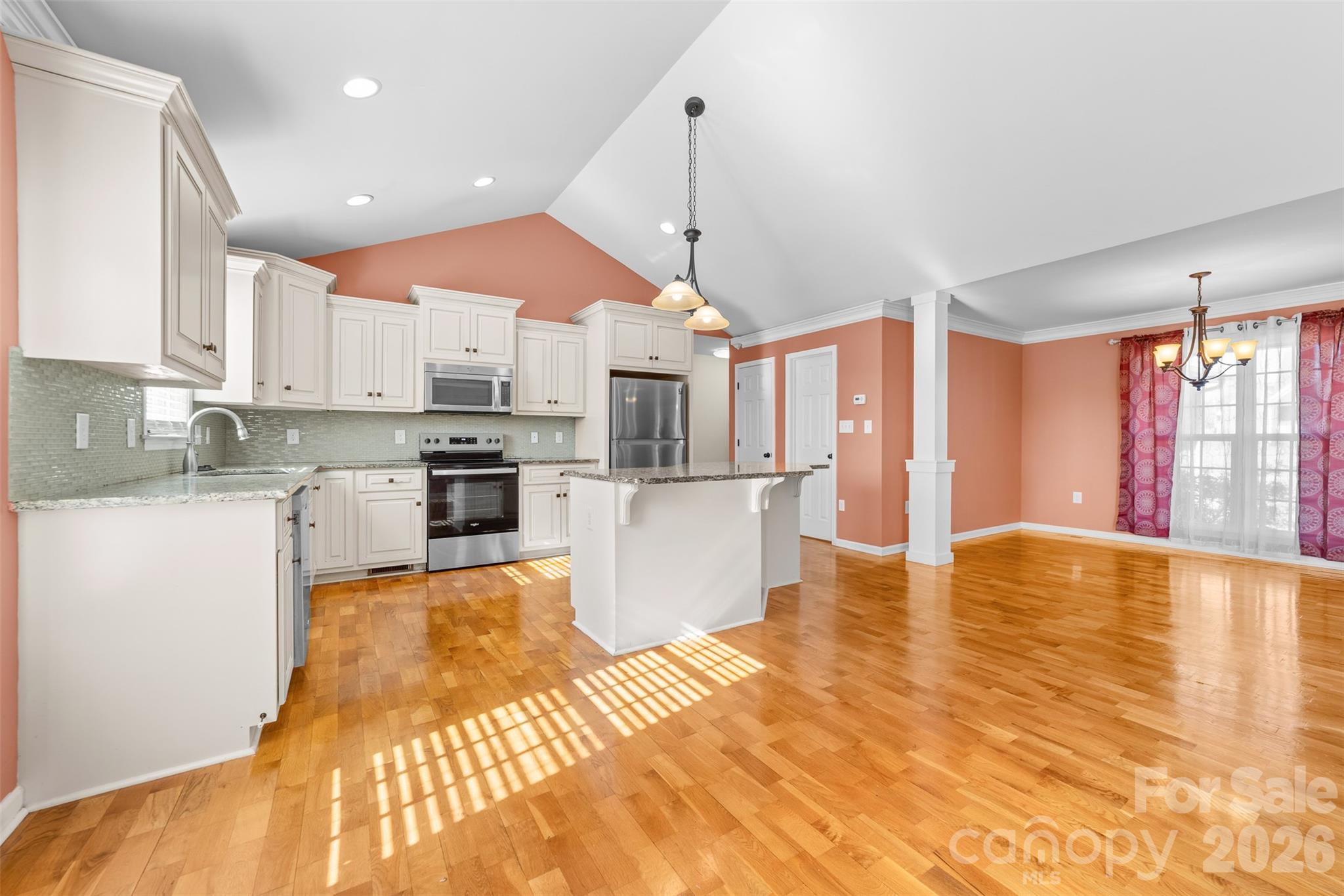 884 Clear Creek Circle Property Photo 24