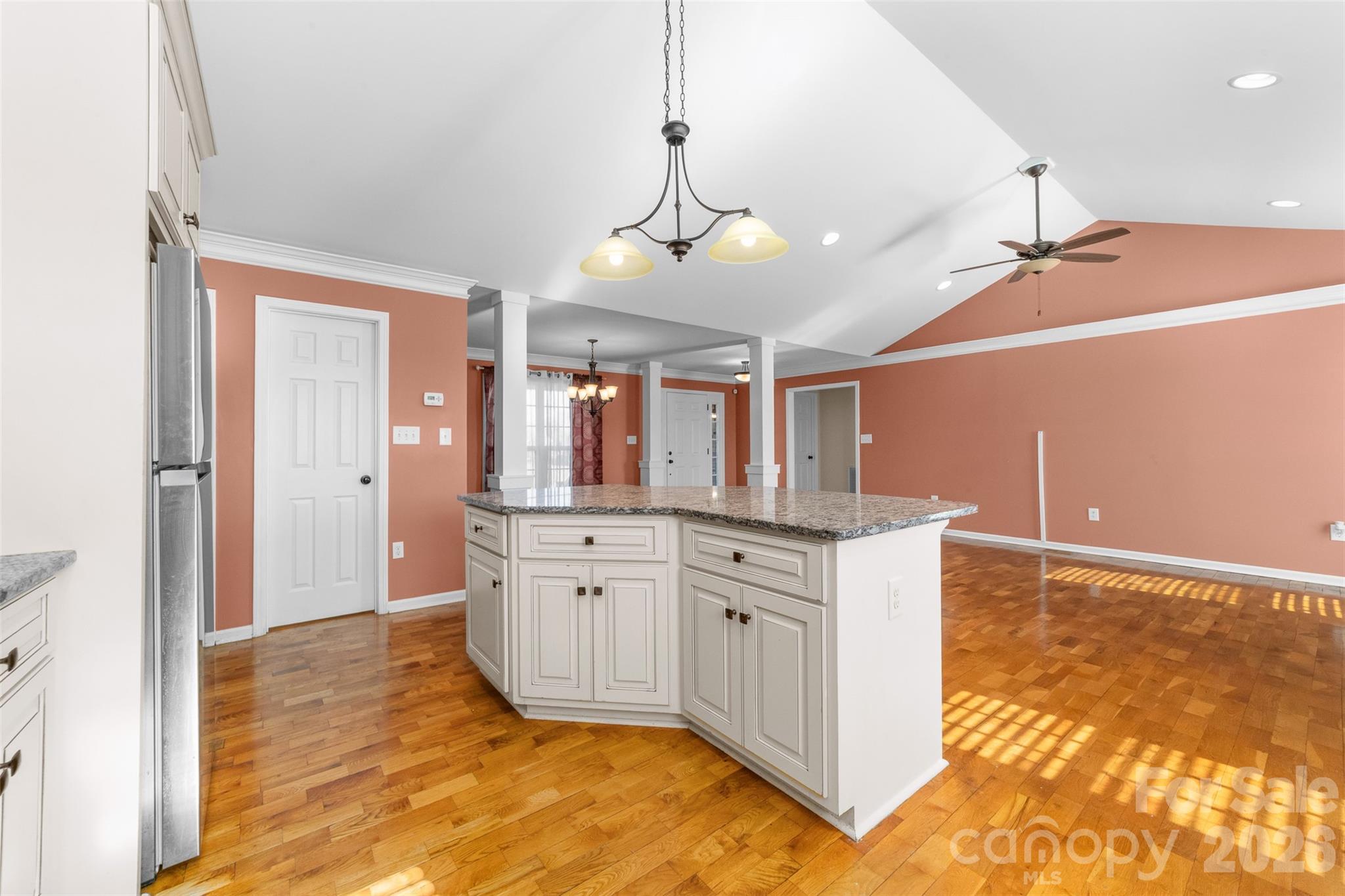 884 Clear Creek Circle Property Photo 28