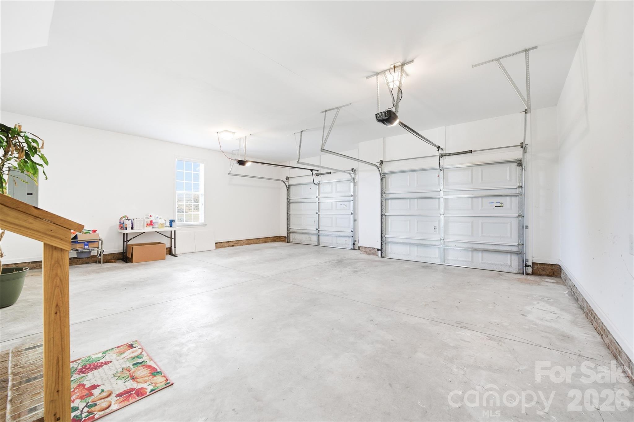 884 Clear Creek Circle Property Photo 44