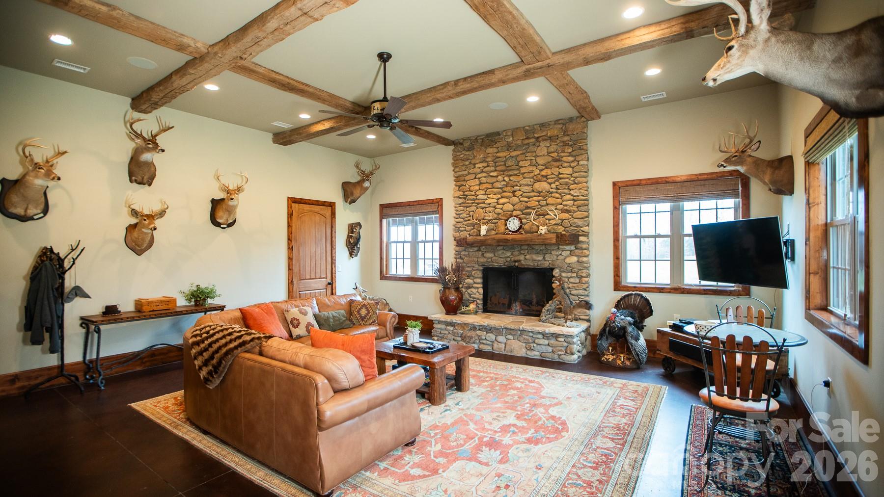530 Upright Road Property Photo 5