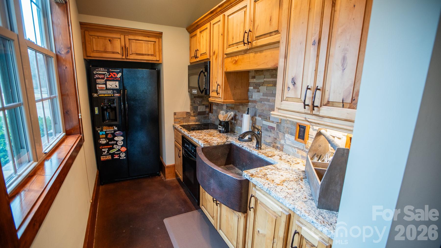 530 Upright Road Property Photo 8