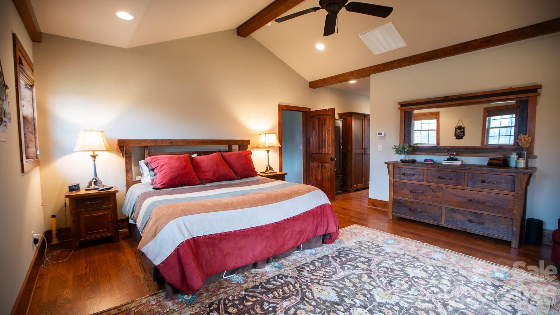 530 Upright Road Property Photo 12