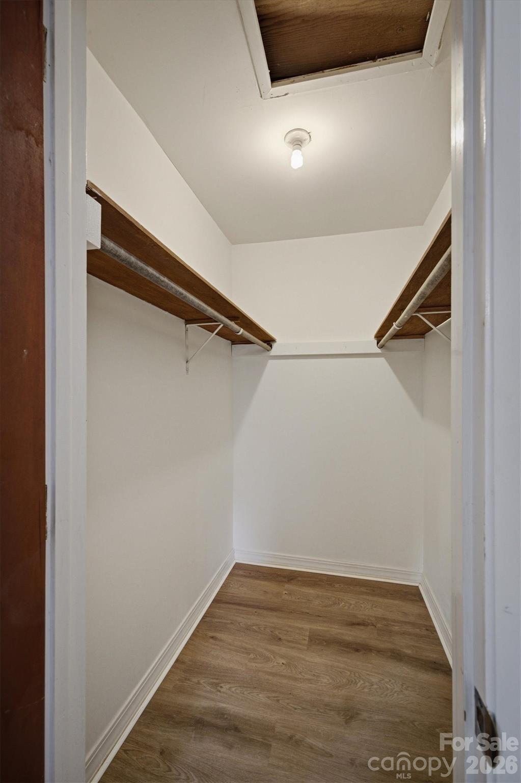 2671 Shady Grove Road Property Photo 10