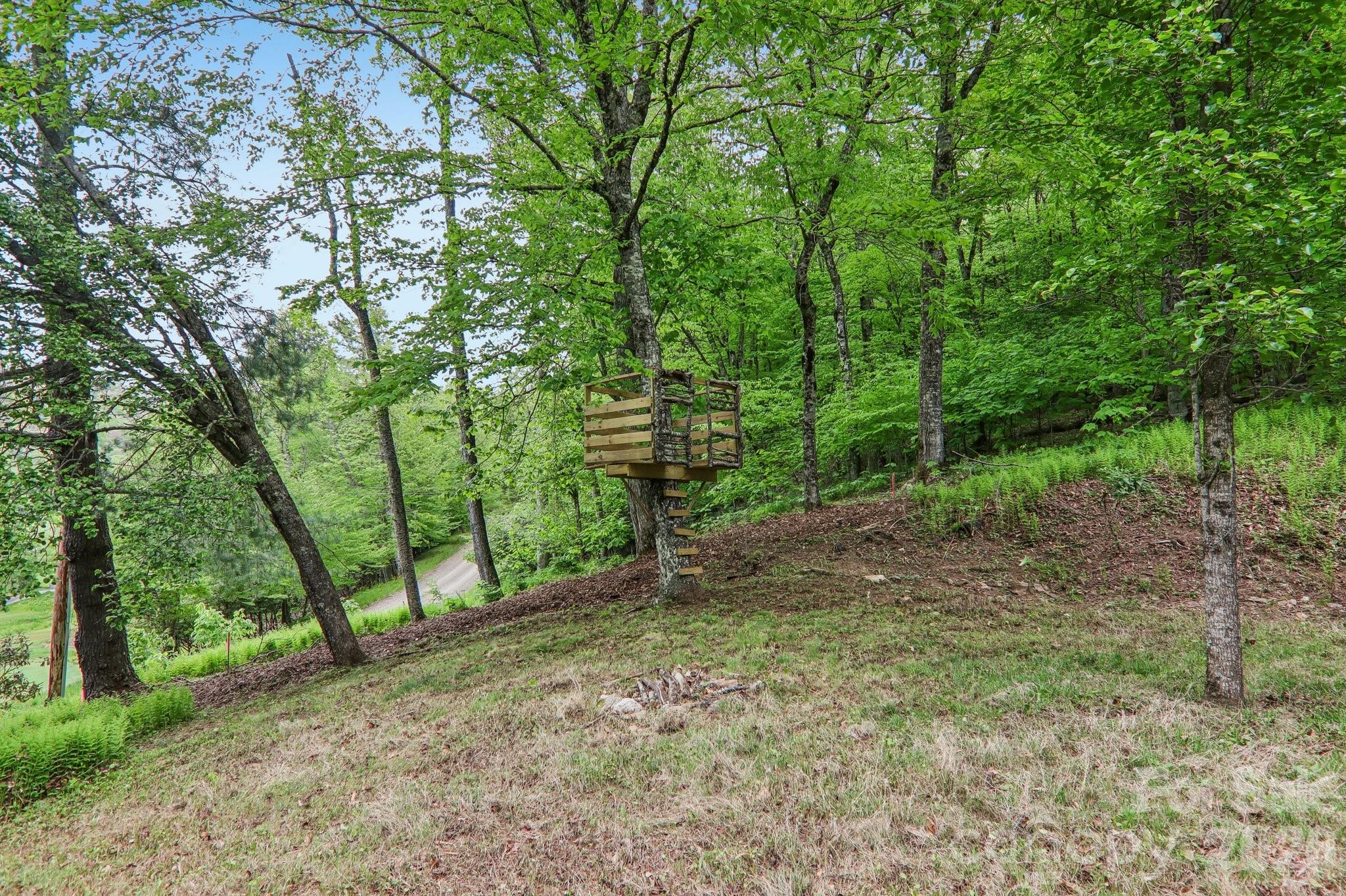 210 Spring Valley Drive 624 & 625 Property Photo 4