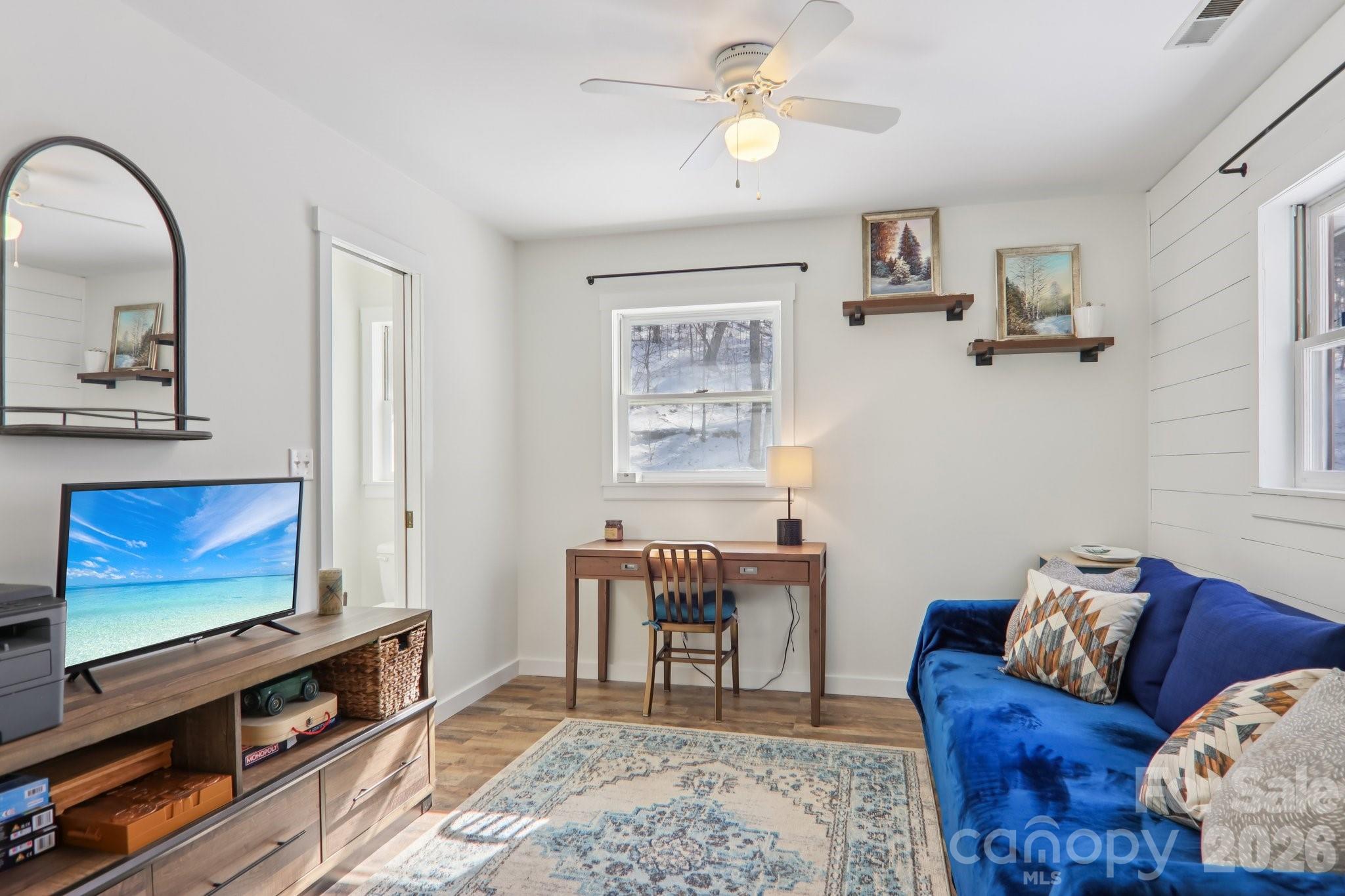 210 Spring Valley Drive 624 & 625 Property Photo 8