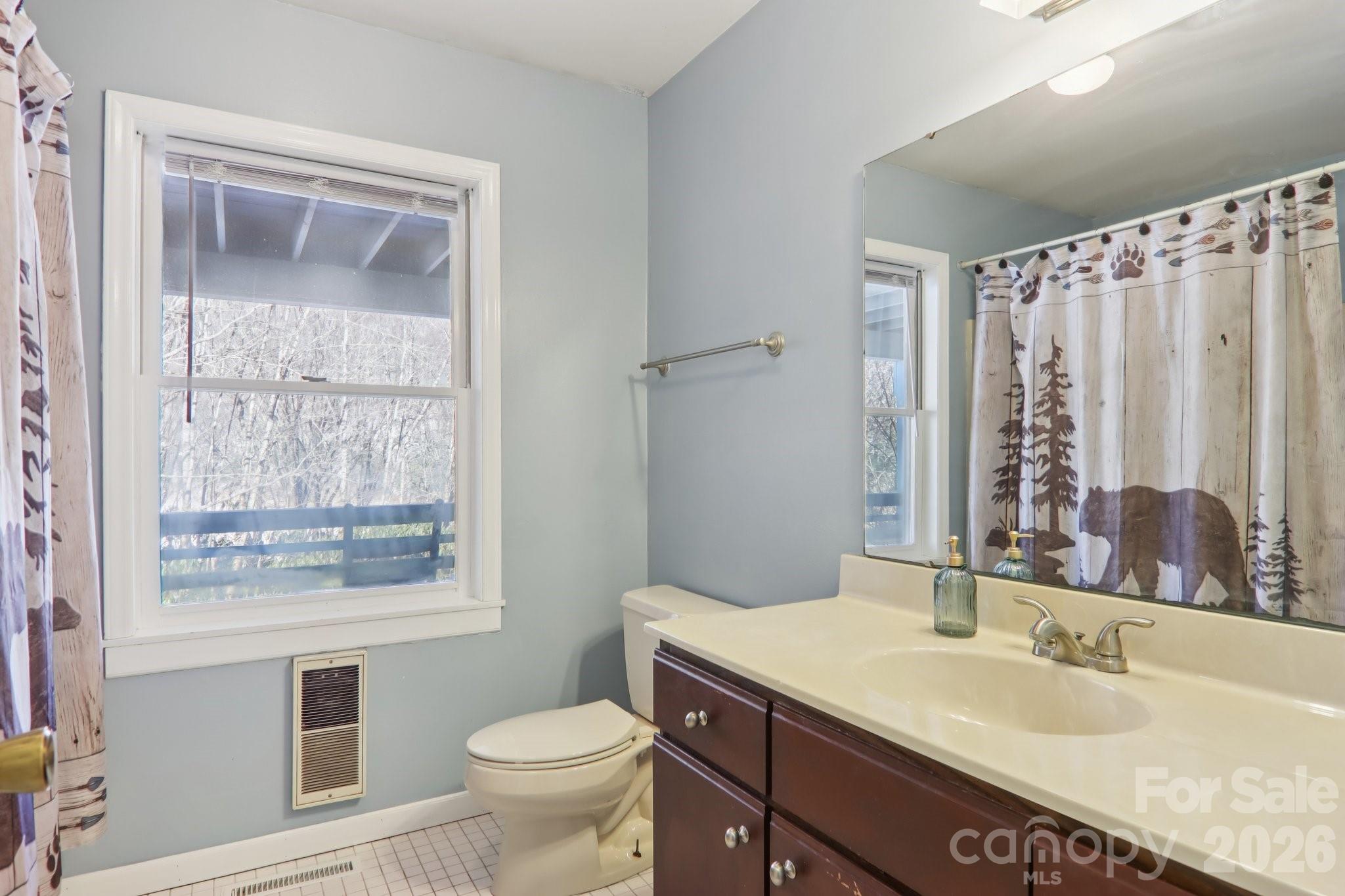 210 Spring Valley Drive 624 & 625 Property Photo 21