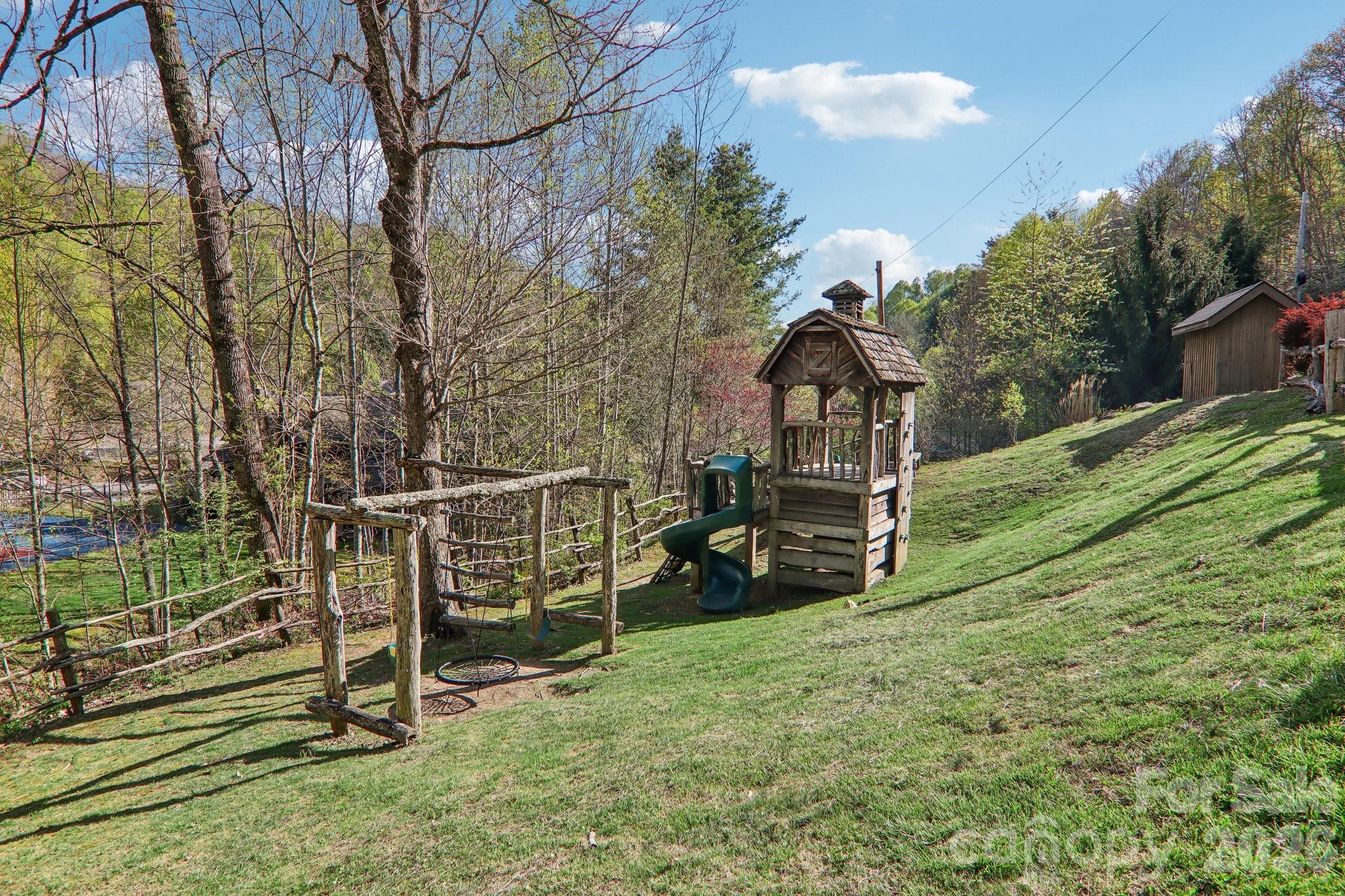 210 Spring Valley Drive 624 & 625 Property Photo 35