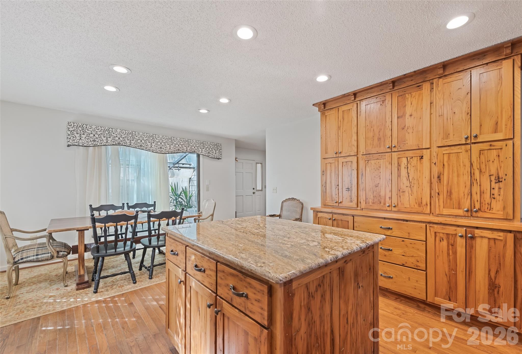 831 Forest Run Road Property Photo 14
