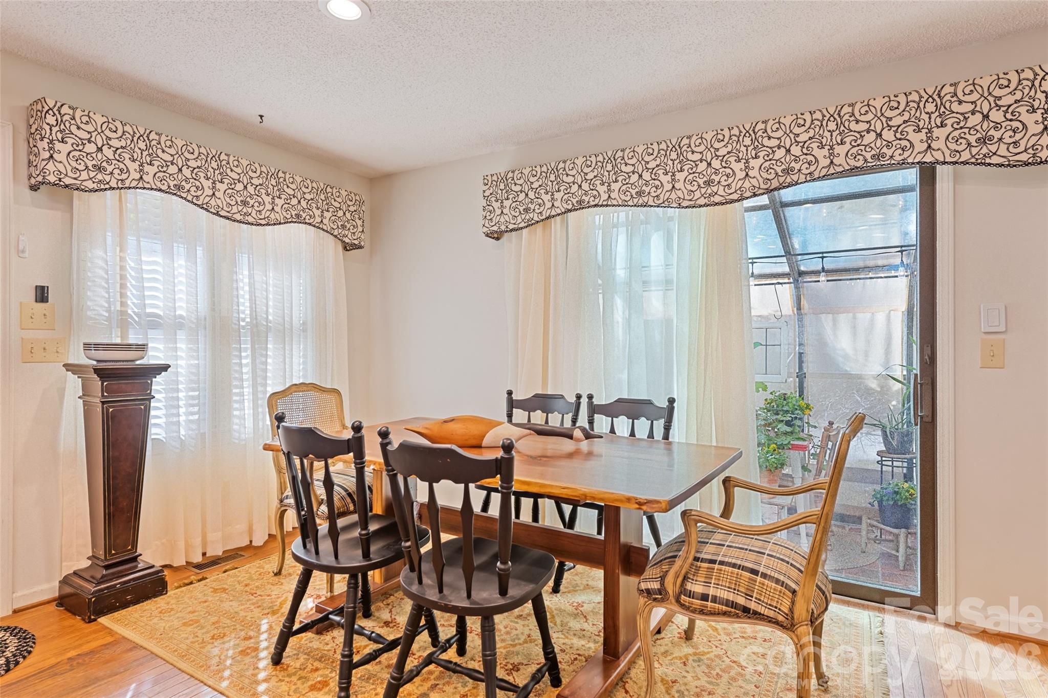831 Forest Run Road Property Photo 15