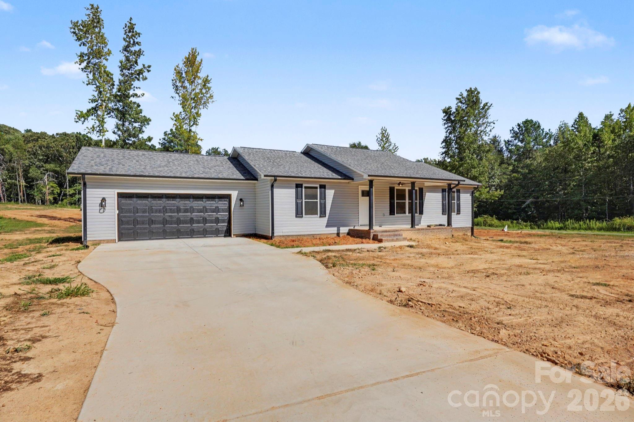 2019 Pineview Drive Property Photo 3