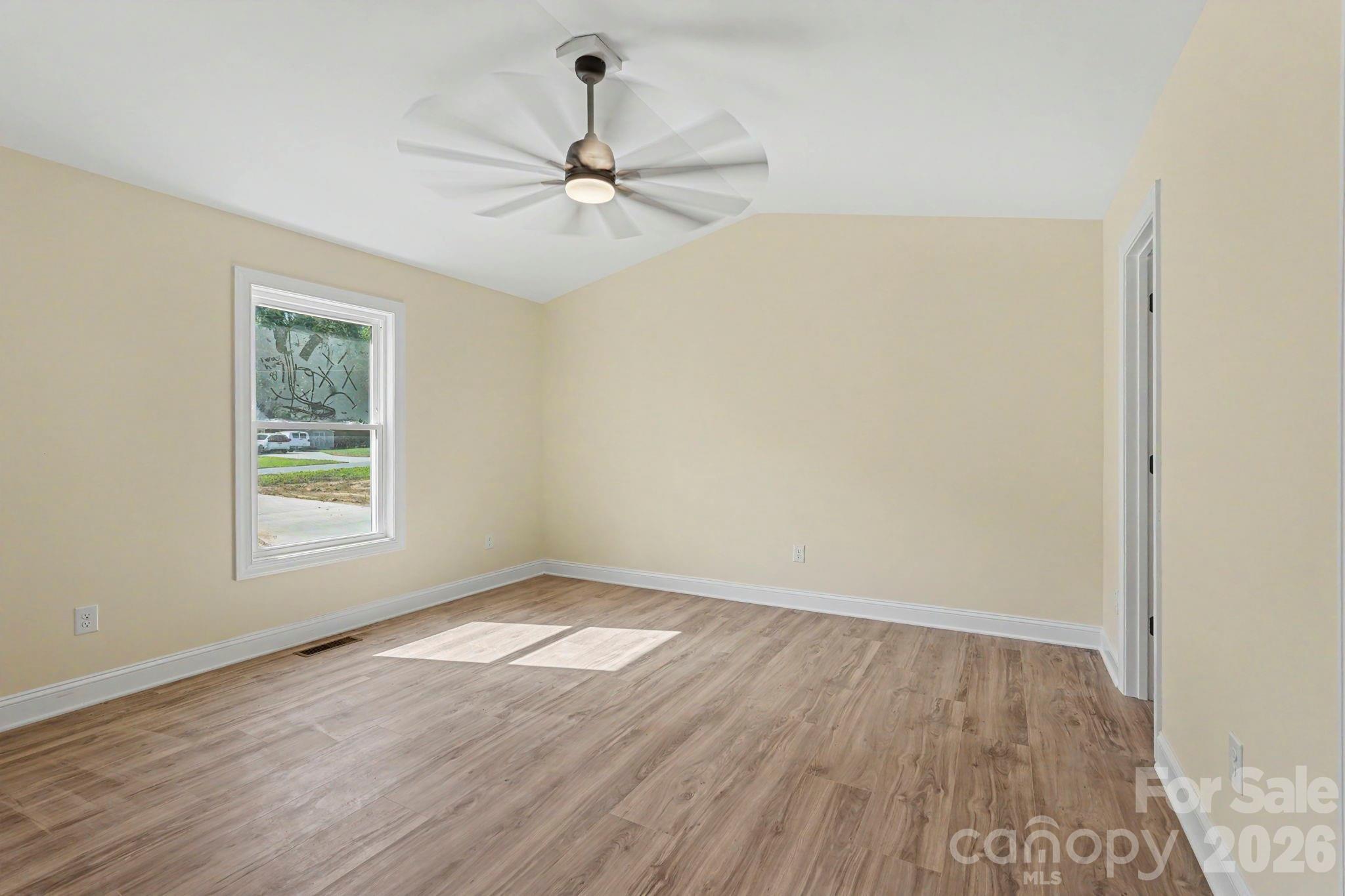 2019 Pineview Drive Property Photo 10
