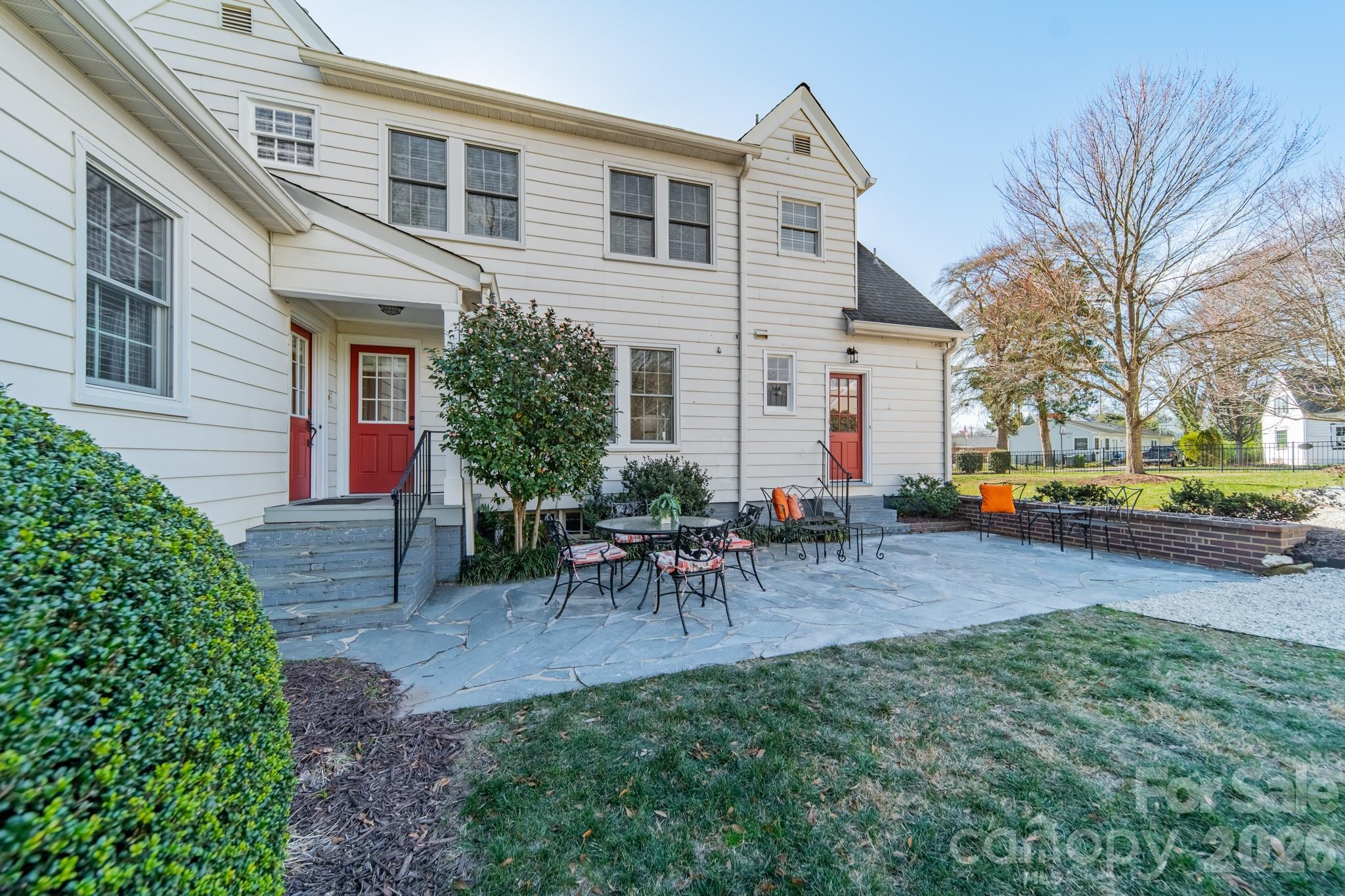 27 Circle Drive Property Photo 15