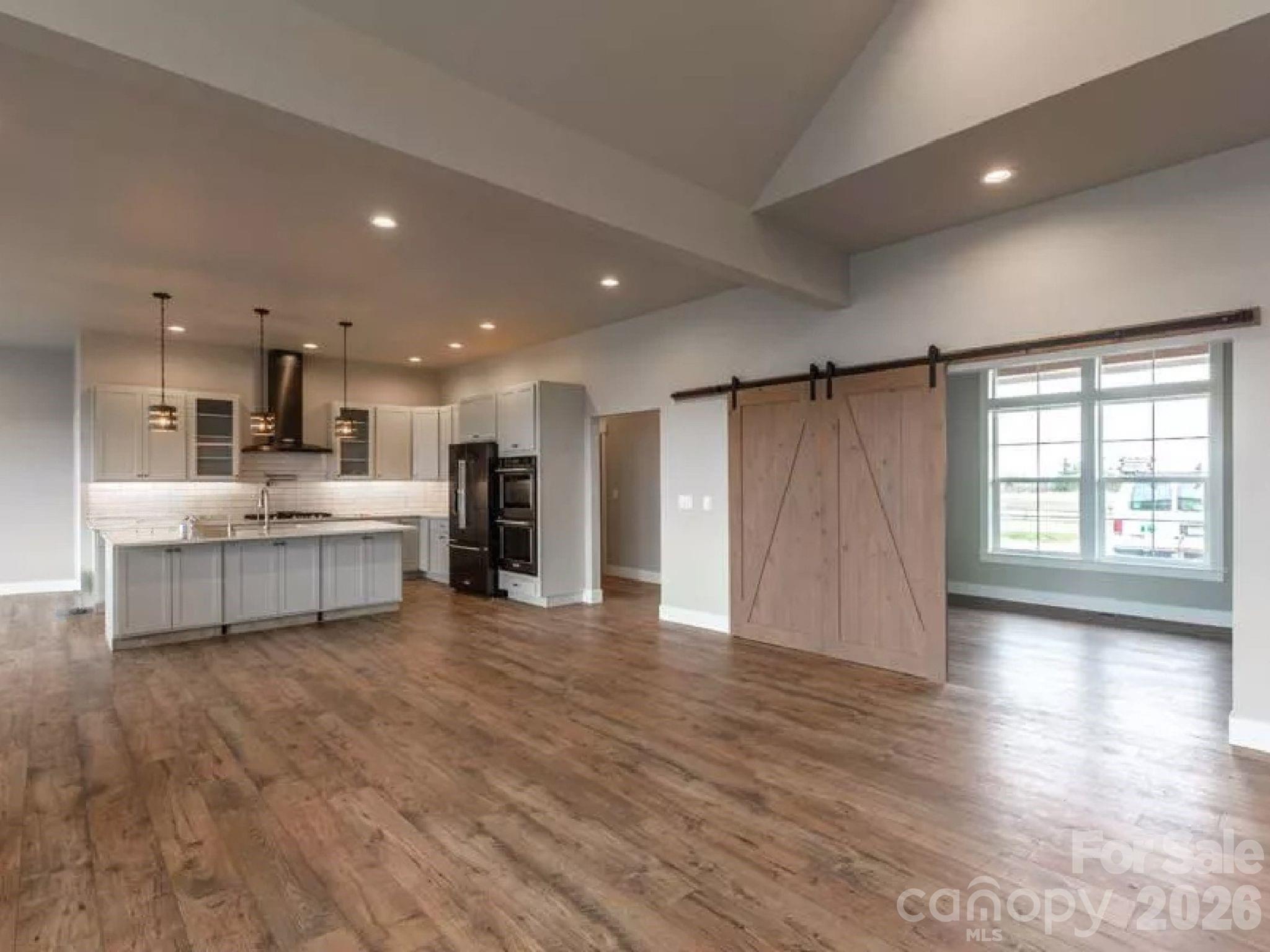 5743 Lake Pointe Drive Property Photo 9