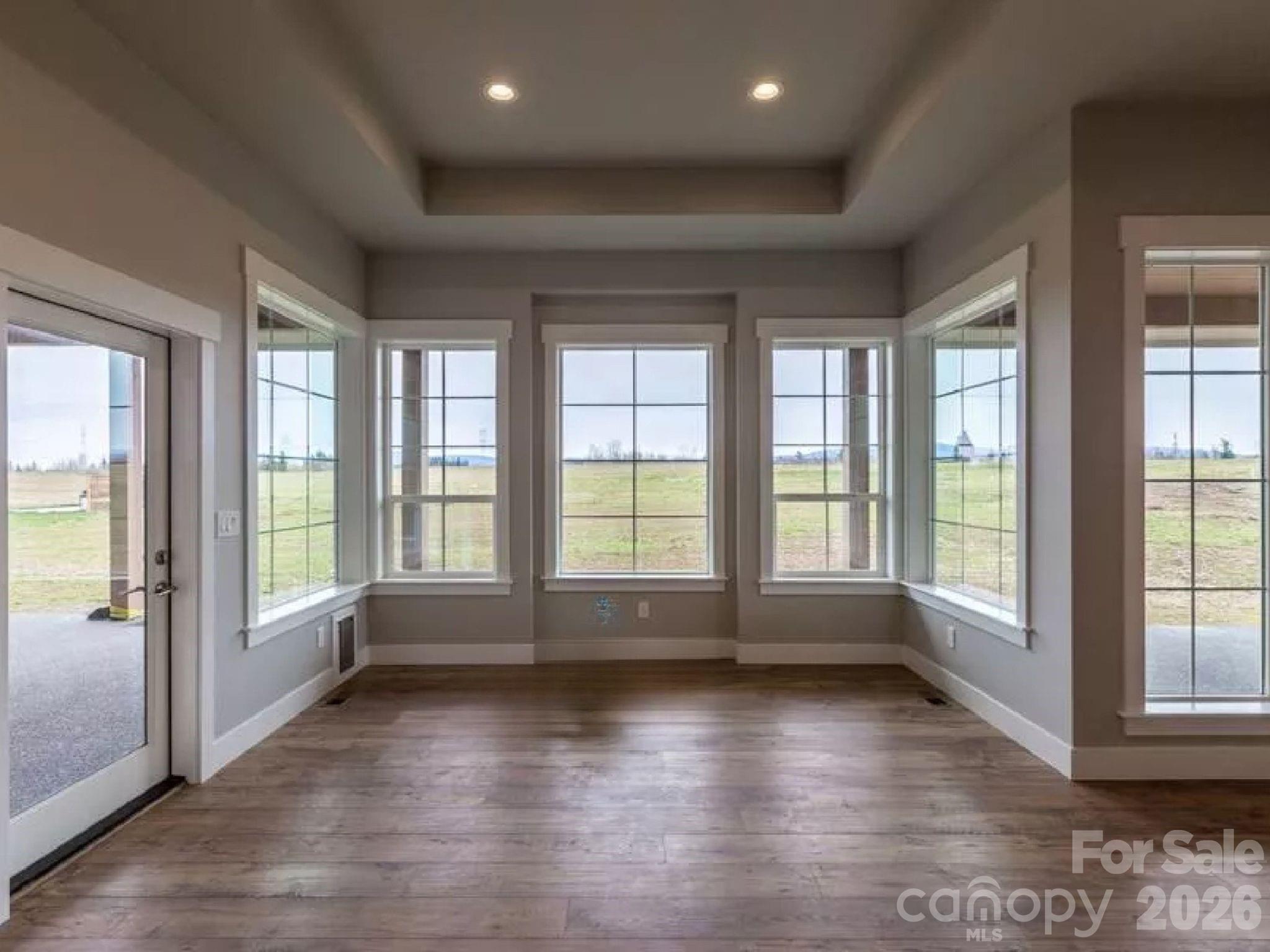 5743 Lake Pointe Drive Property Photo 16