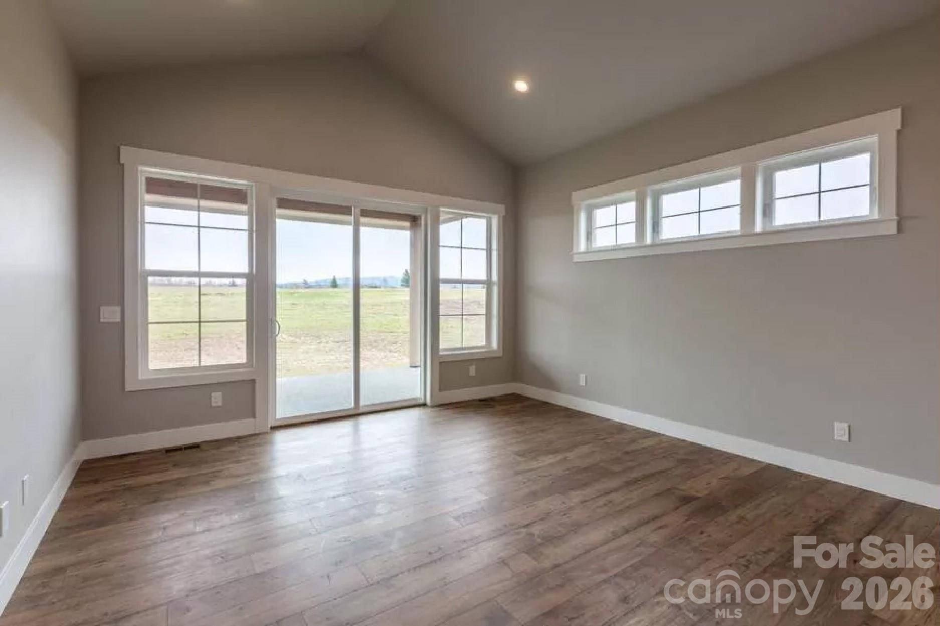 5743 Lake Pointe Drive Property Photo 23