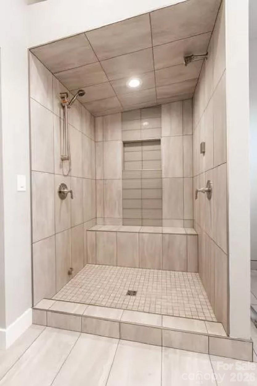 5743 Lake Pointe Drive Property Photo 28