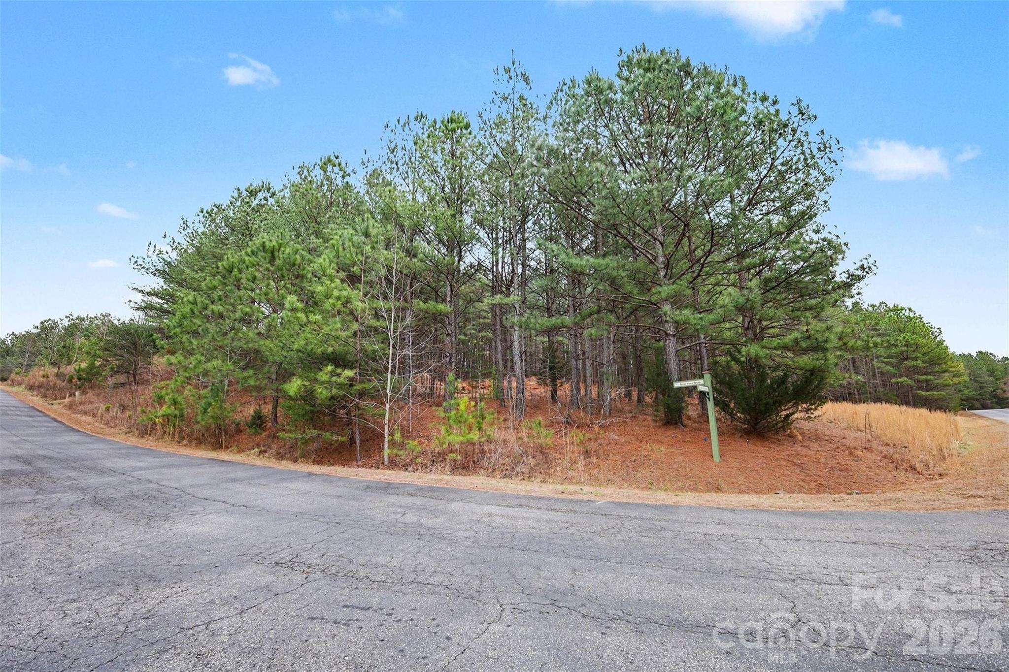 140 Riverview Drive Property Photo 2